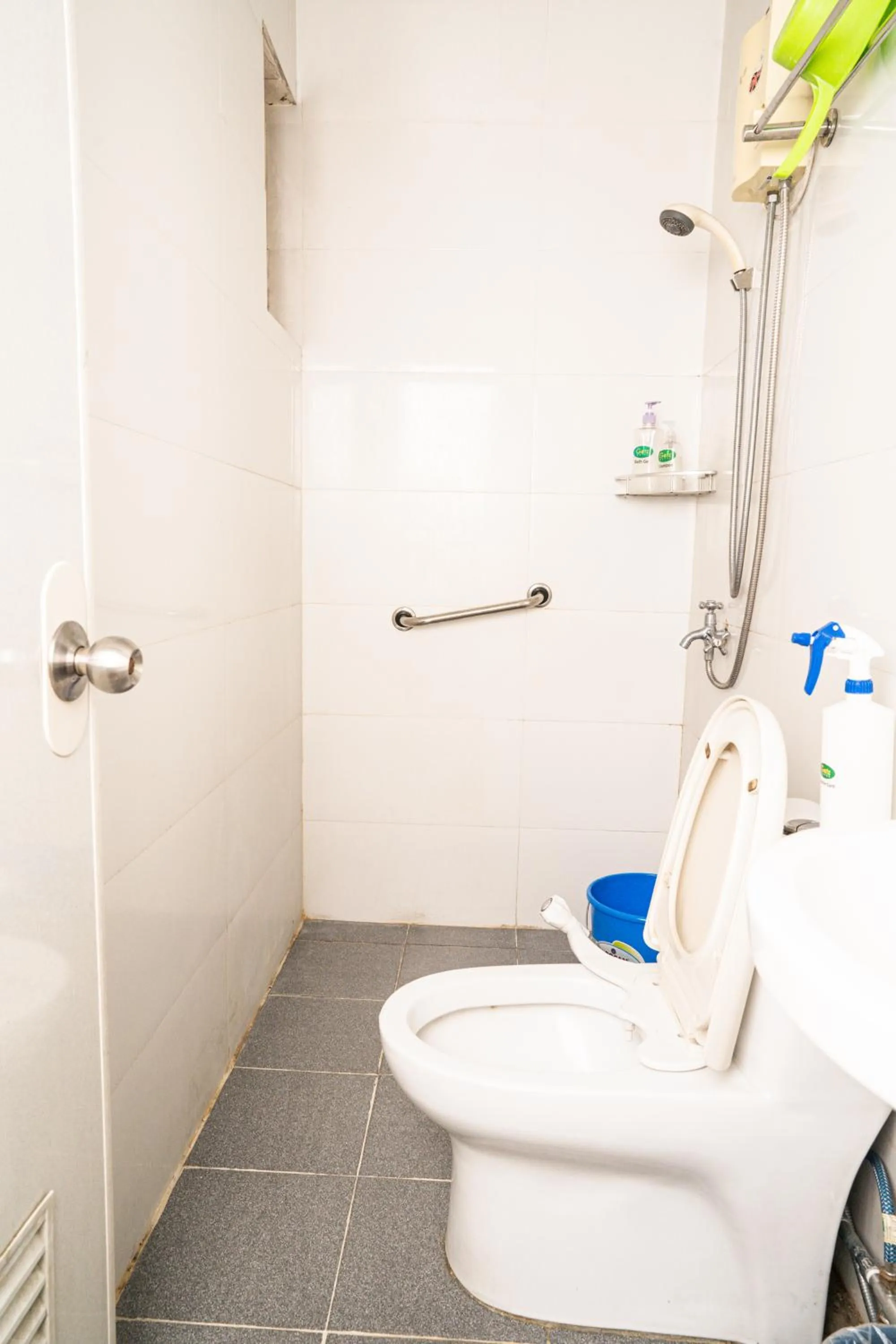 Bathroom in GETZ HOTEL MANILA