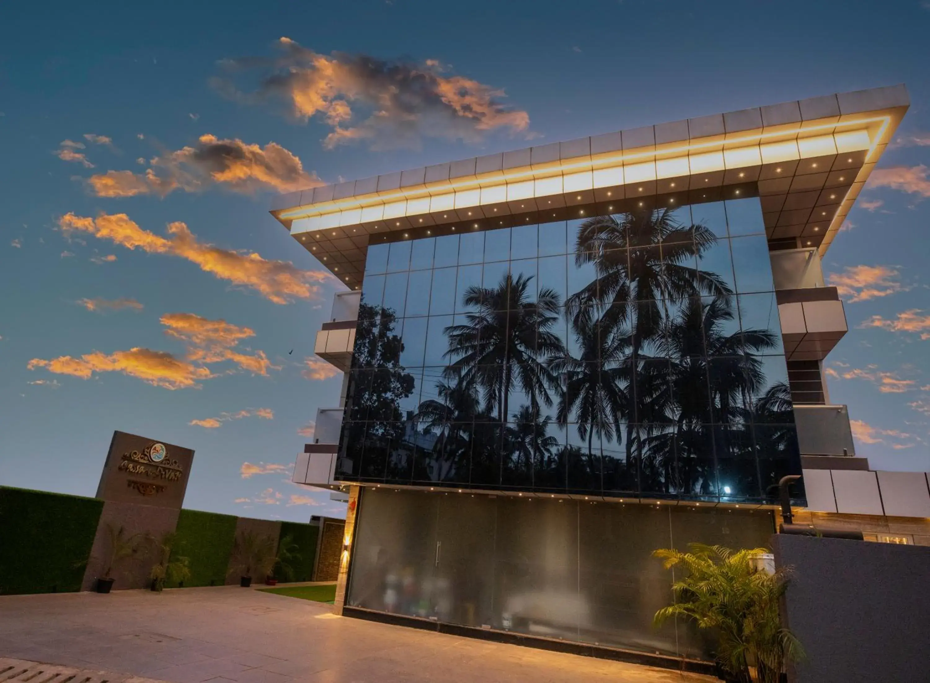 Property building in Divan Clarks Inn Goa Property building in Divan Clarks Inn Goa