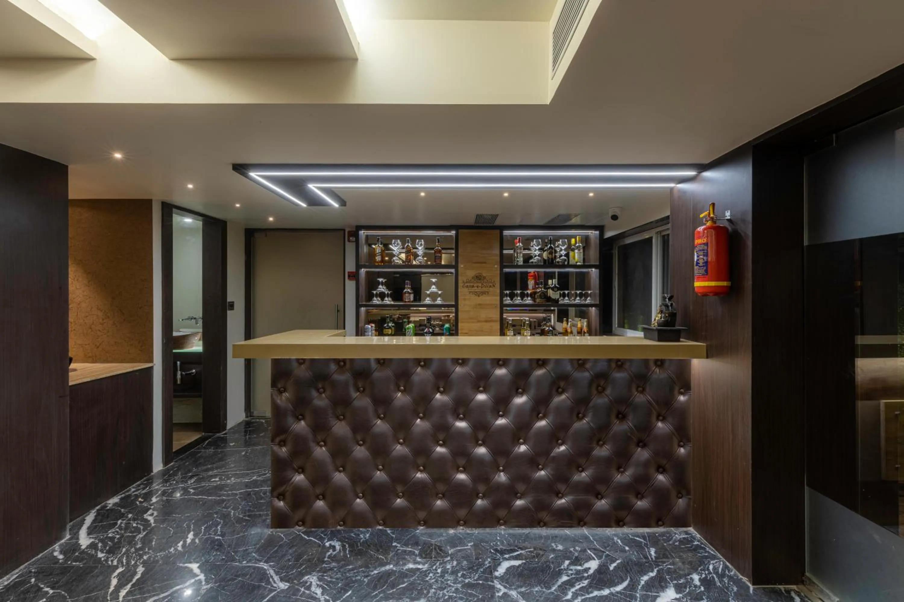 Lounge or bar in Divan Clarks Inn Goa