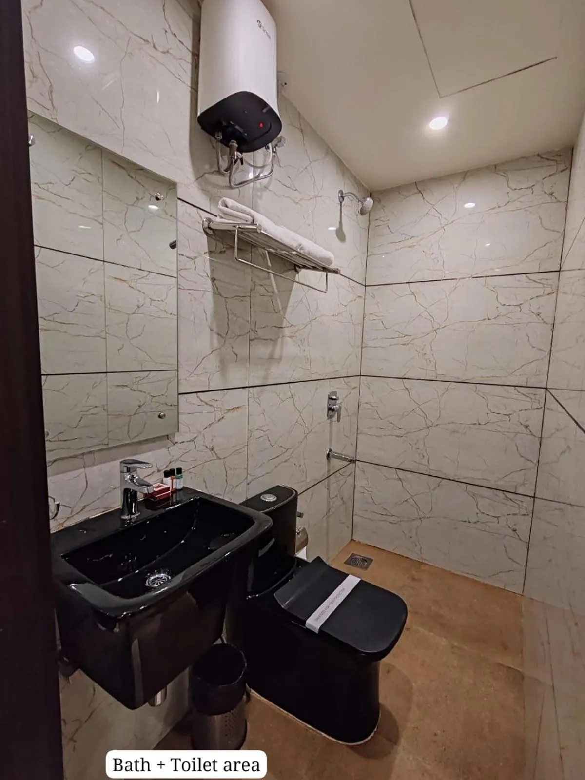 Divan Clarks Inn Goa