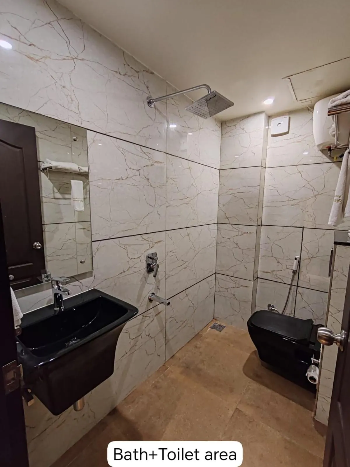 Divan Clarks Inn Goa