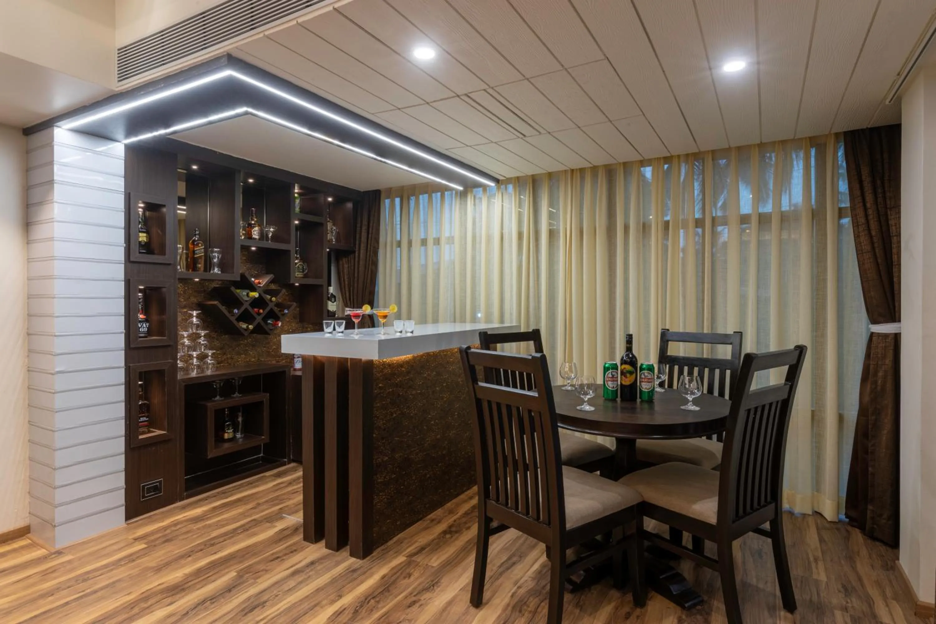 Lounge or bar in Divan Clarks Inn Goa