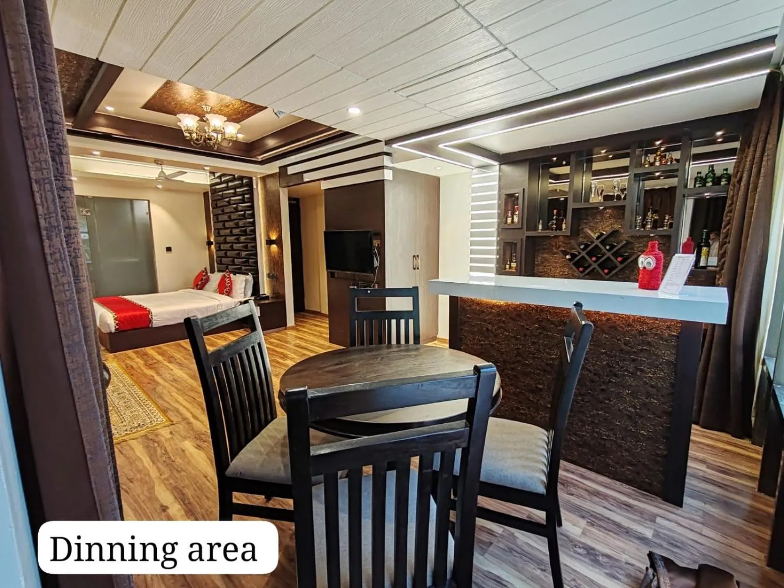 Divan Clarks Inn Goa