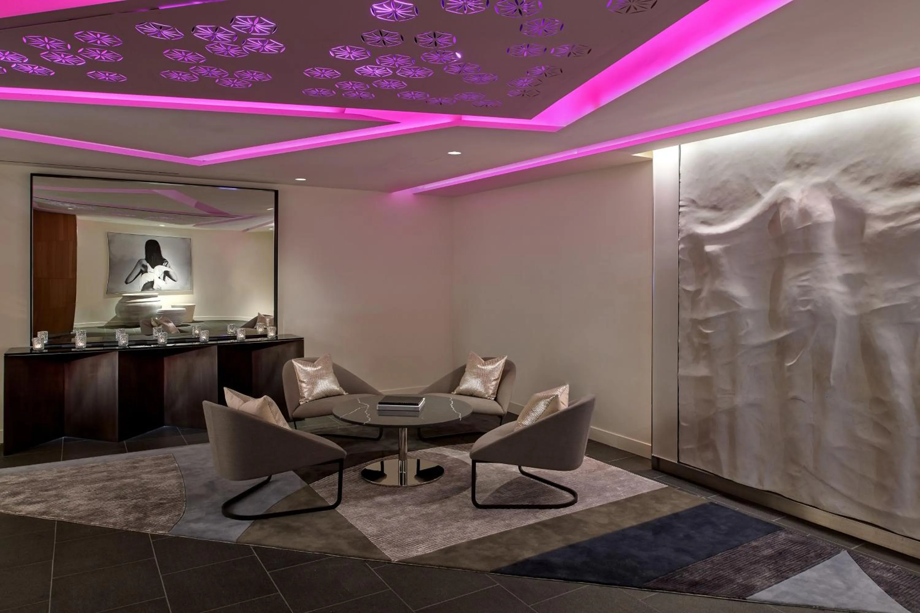 Meeting/conference room in W Los Angeles – West Beverly Hills