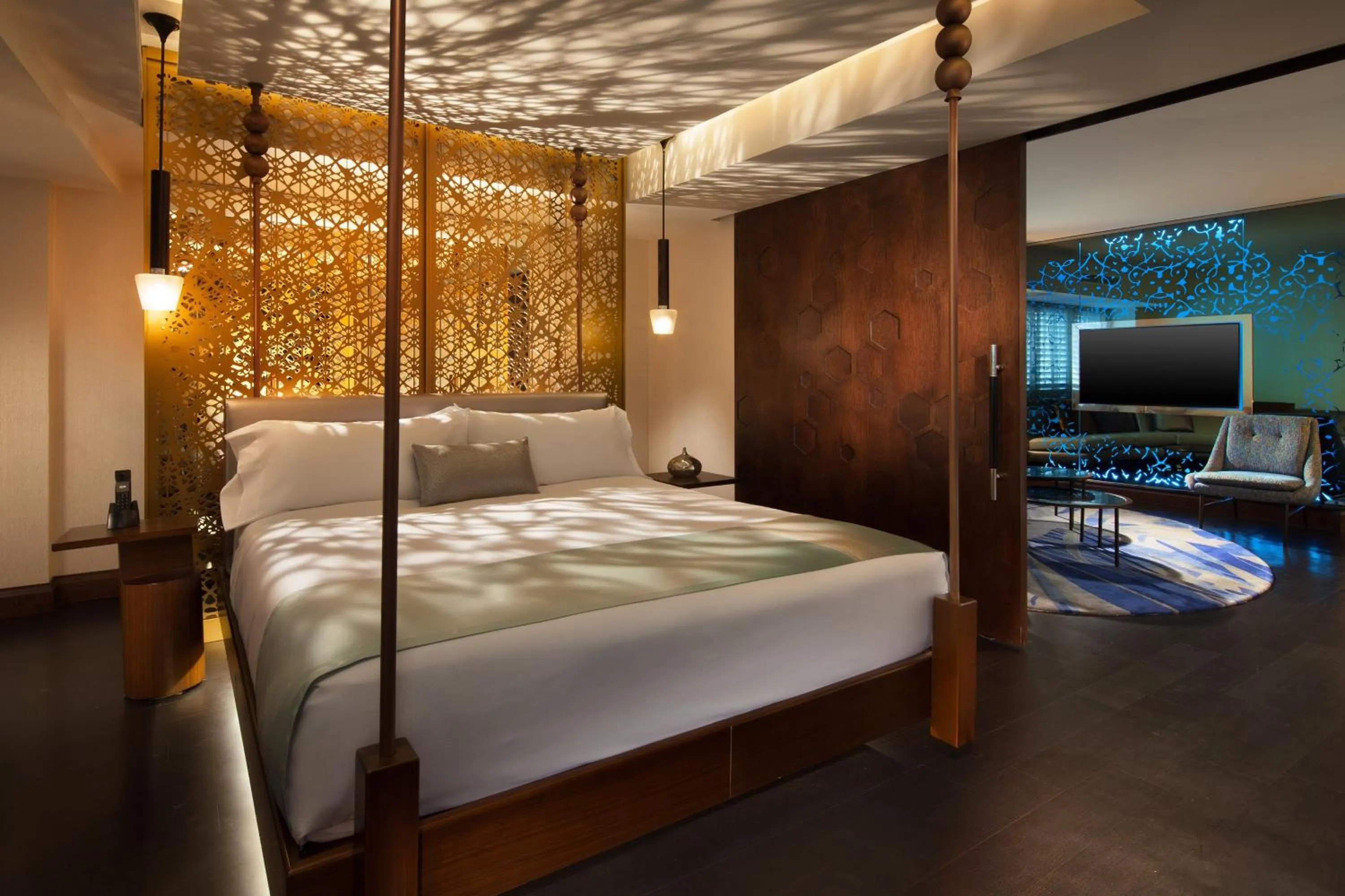 Photo of the whole room, Bed in W Los Angeles – West Beverly Hills