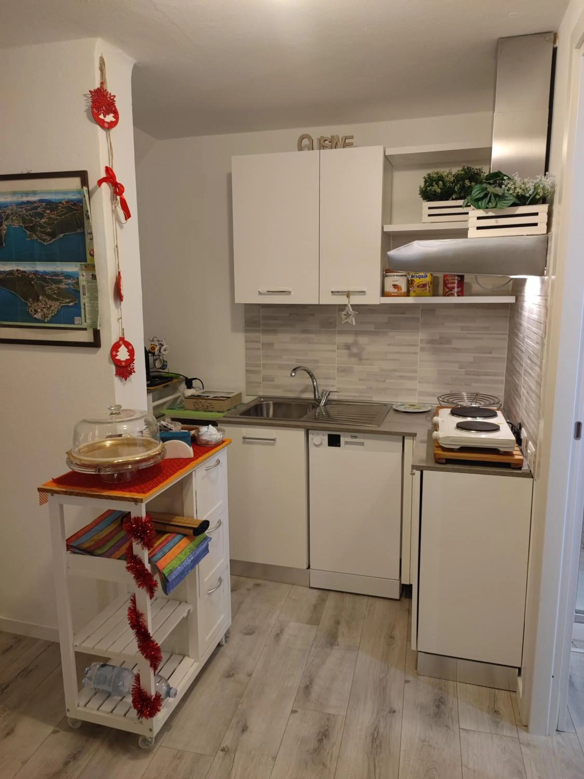 Kitchen or kitchenette in La Finestra sul Lago