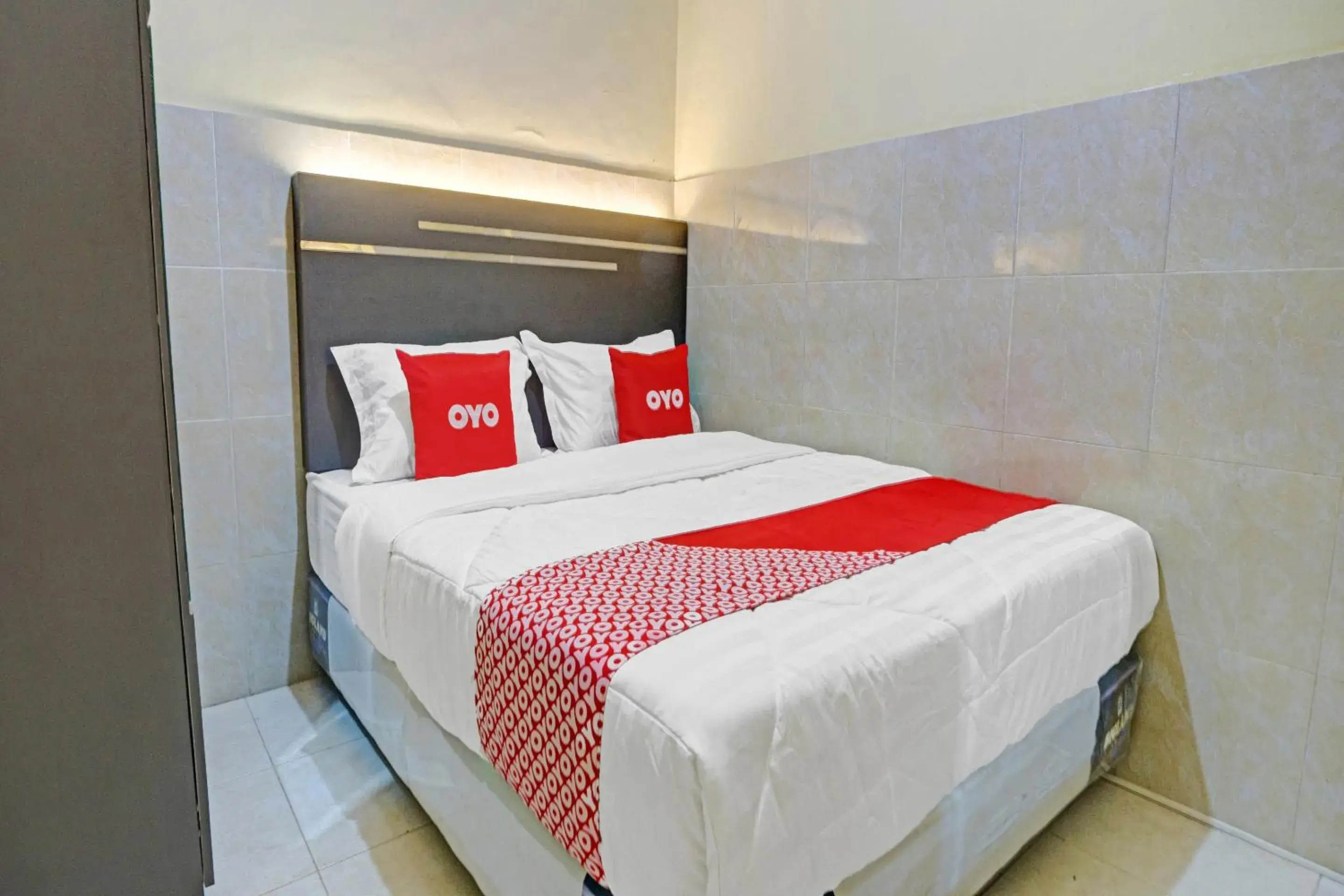 OYO Life 90737 Losmen Aini Syariah OYO Life 90737 Losmen Aini Syariah