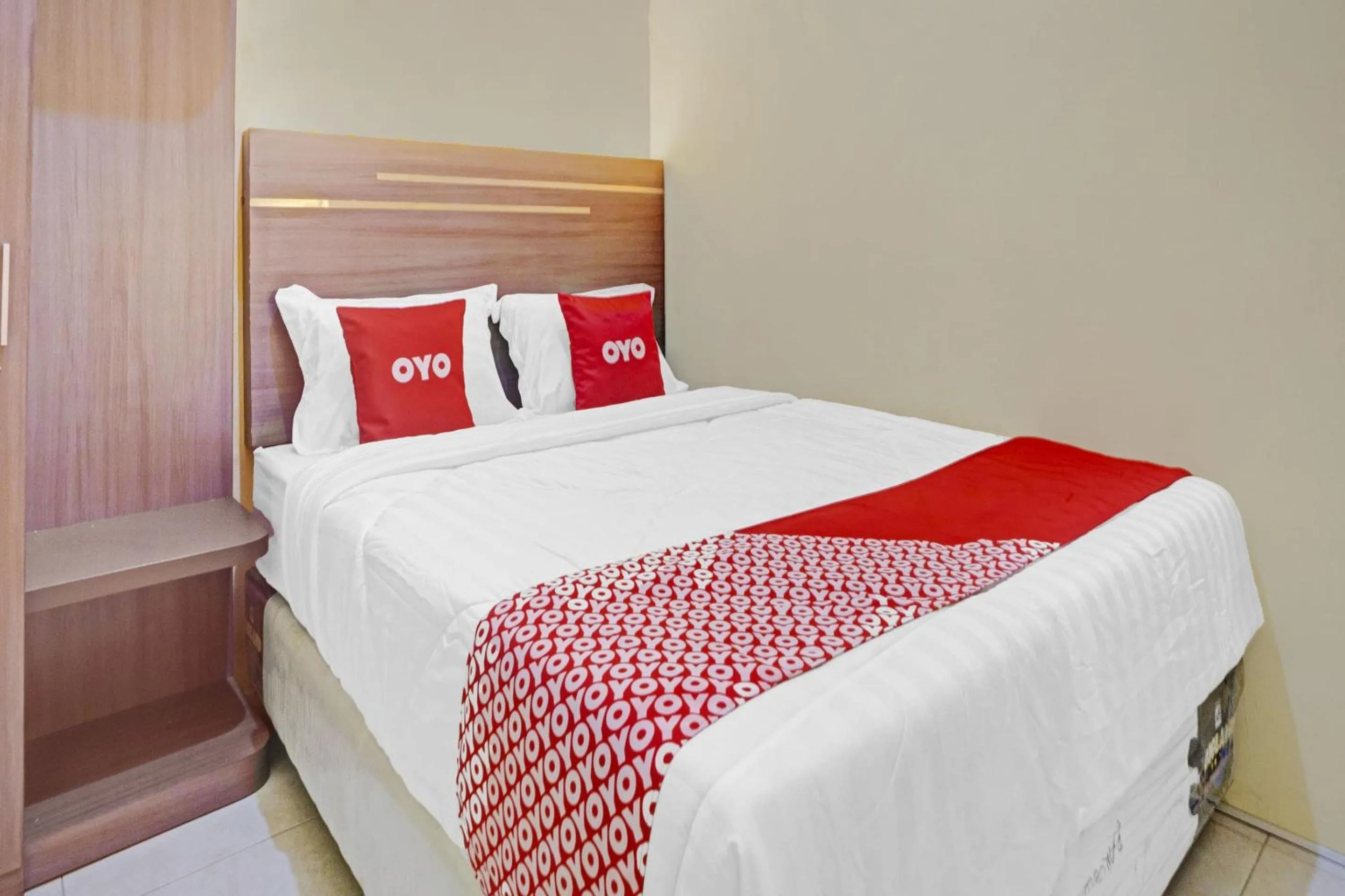Bedroom, Bed in OYO Life 90737 Losmen Aini Syariah