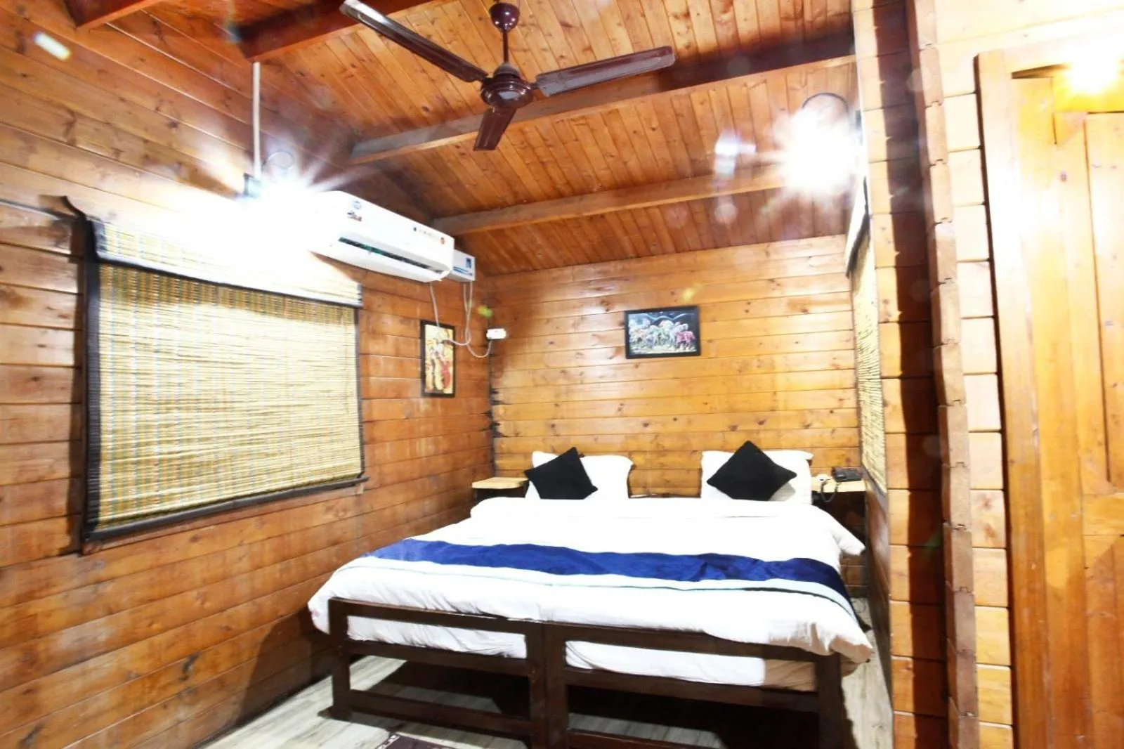 Bedroom in Vanasthali Jungle Resort Jim Corbett