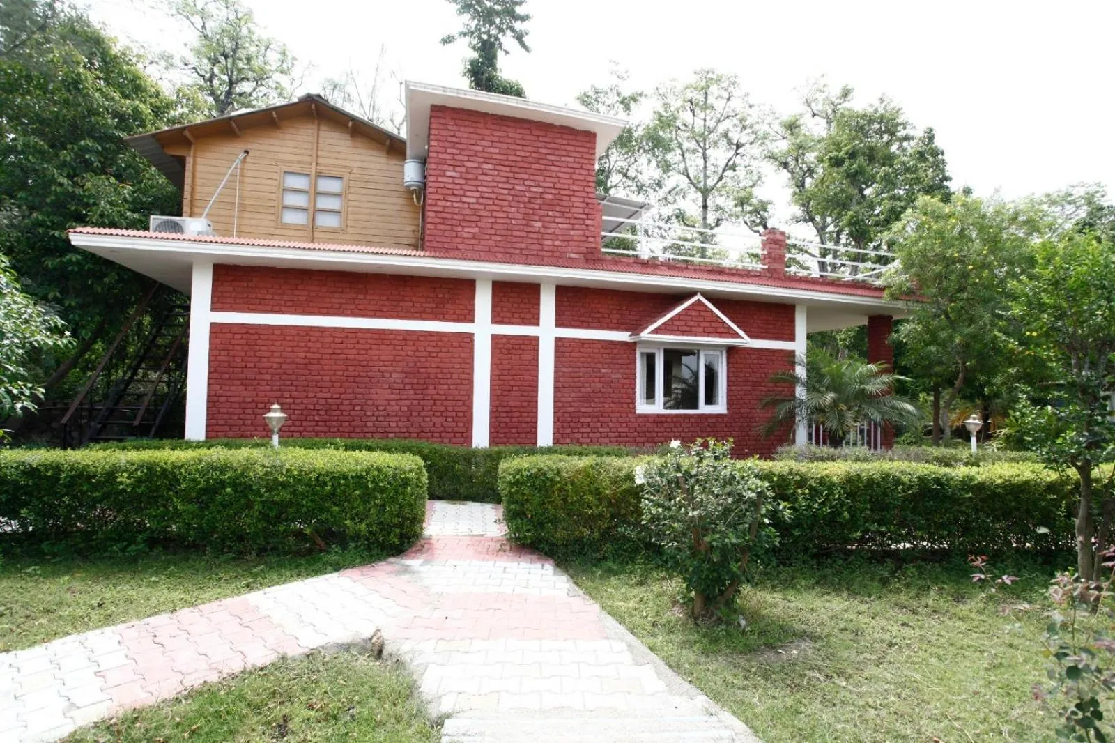 Property building in Vanasthali Jungle Resort Jim Corbett