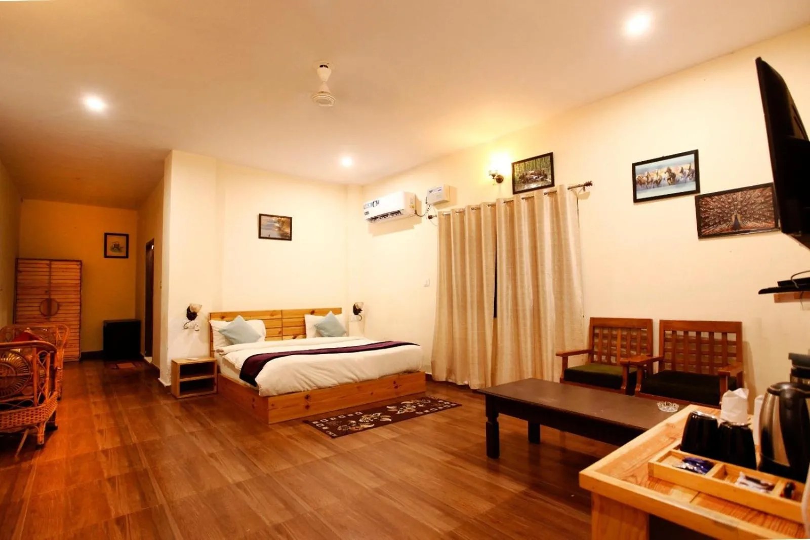 Bed in Vanasthali Jungle Resort Jim Corbett