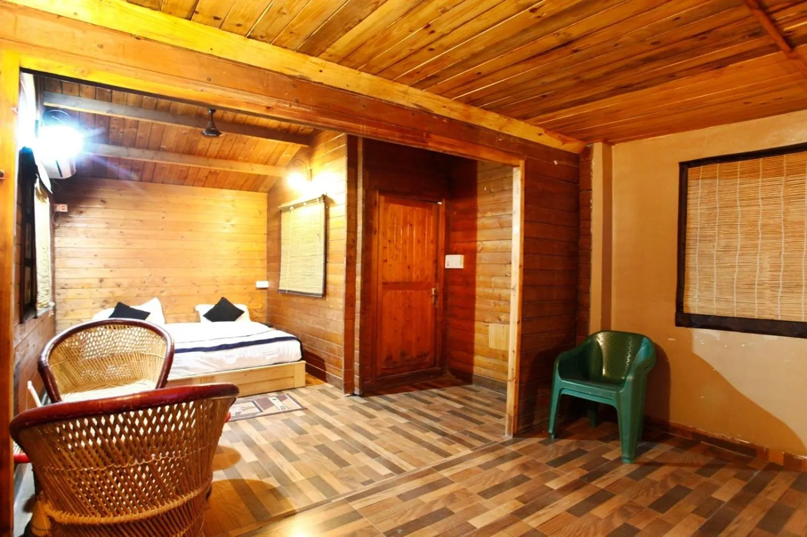 Bed in Vanasthali Jungle Resort Jim Corbett