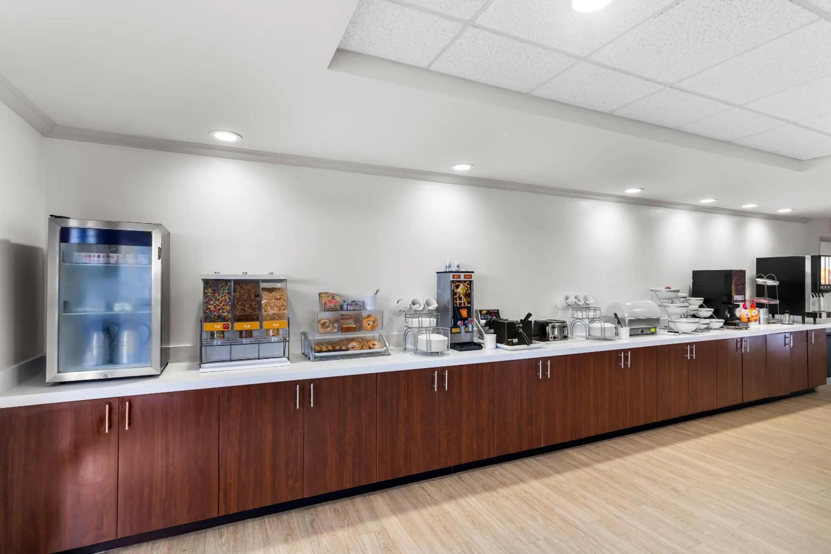 Breakfast in Comfort Suites Austin Airport