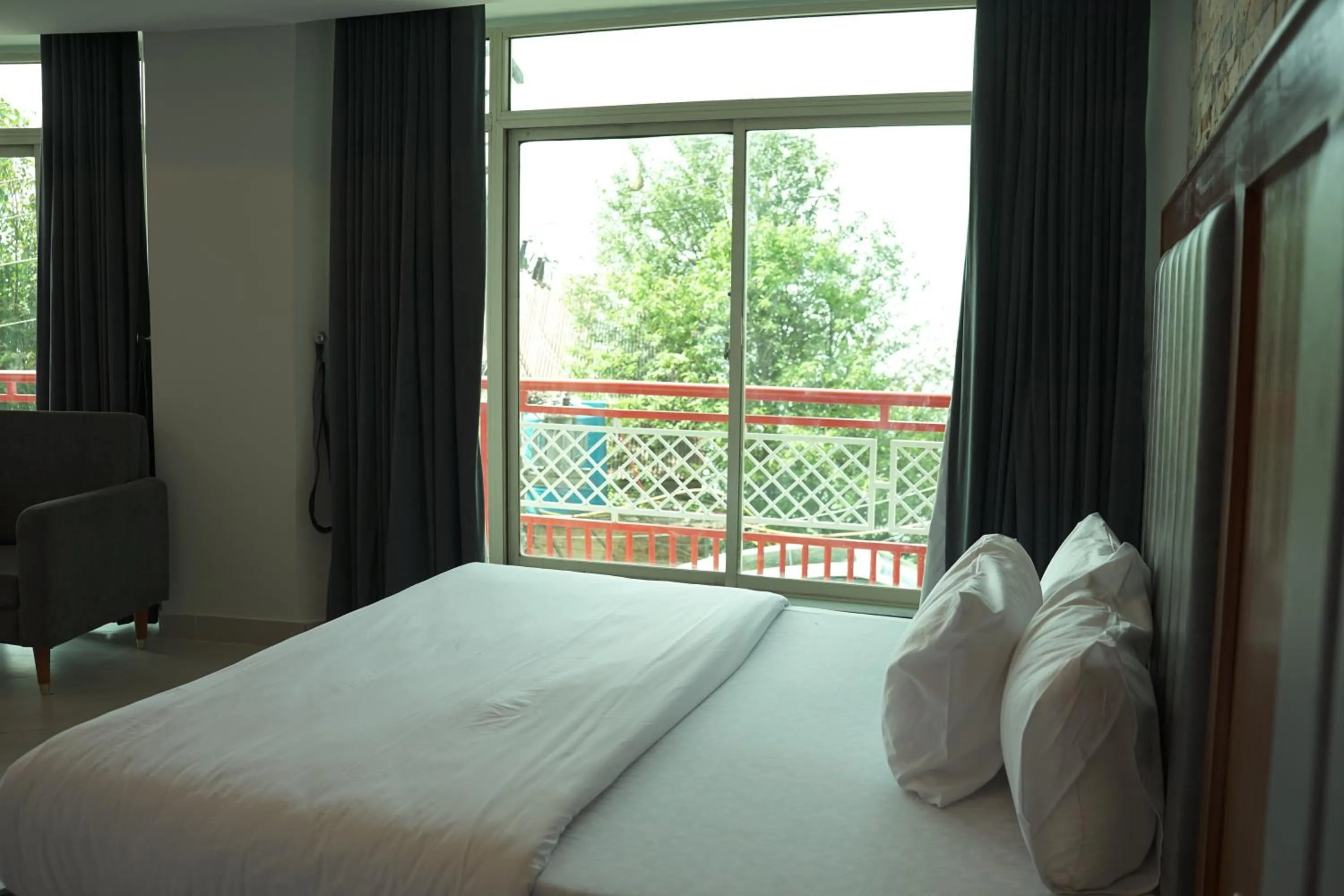 View (from property/room), Bed in Move-N-Pick Murree