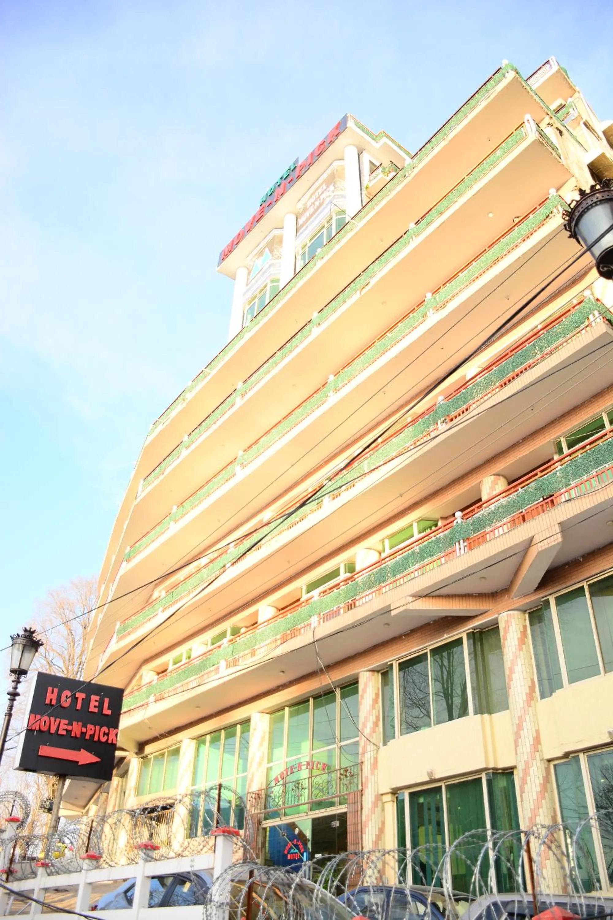 Property building in Move-N-Pick Murree