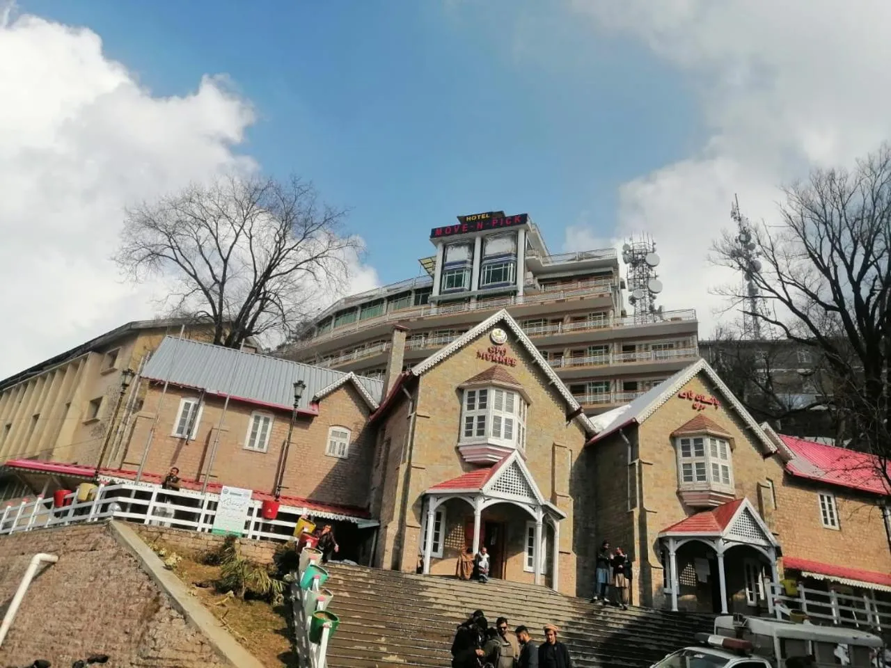 Property building in Move-N-Pick Murree
