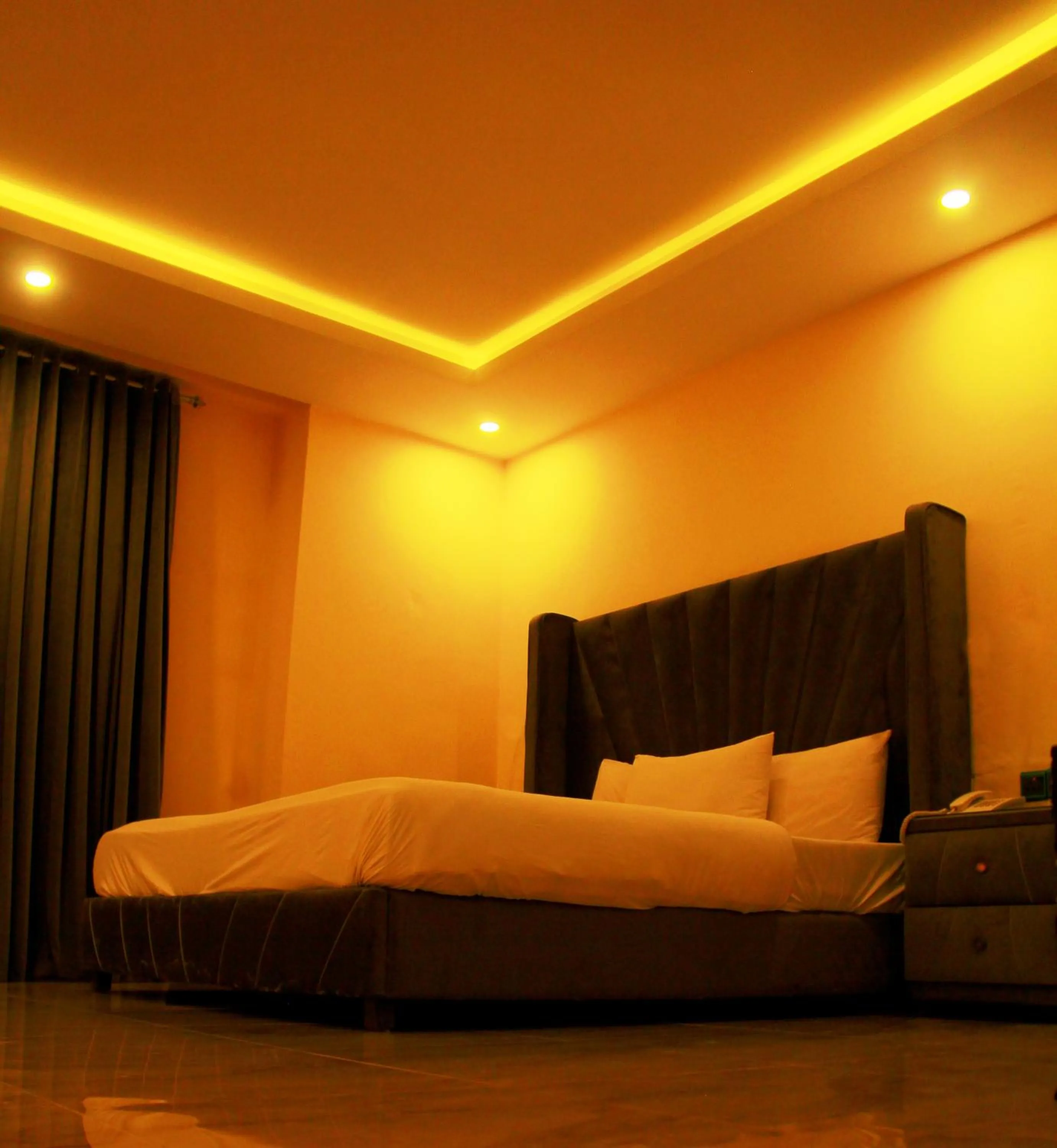 Bedroom, Bed in Move-N-Pick Murree