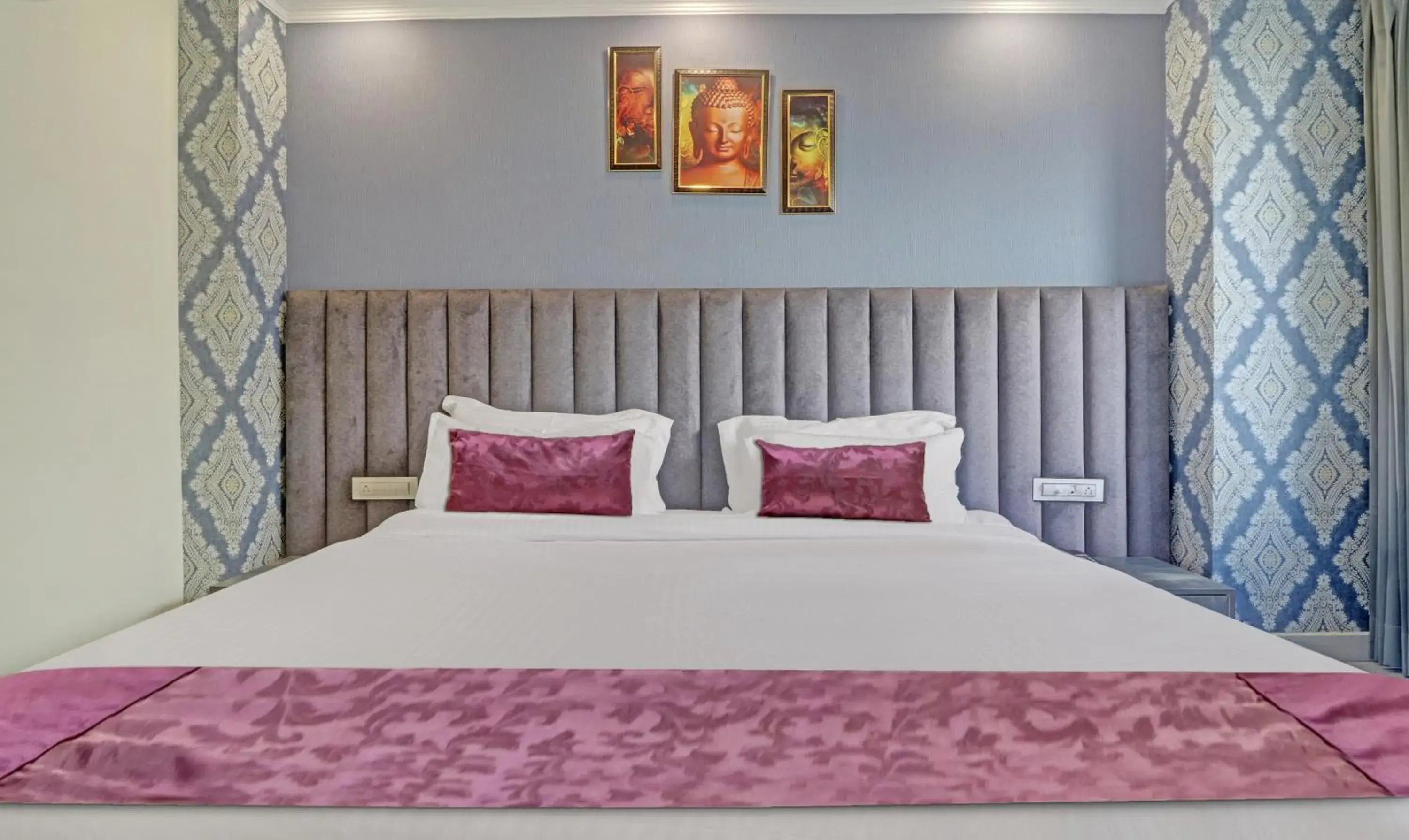 Bed in Hotel Woodville Inn - Hotel in Mcleodganj Bed in Hotel Woodville Inn - Hotel in Mcleodganj