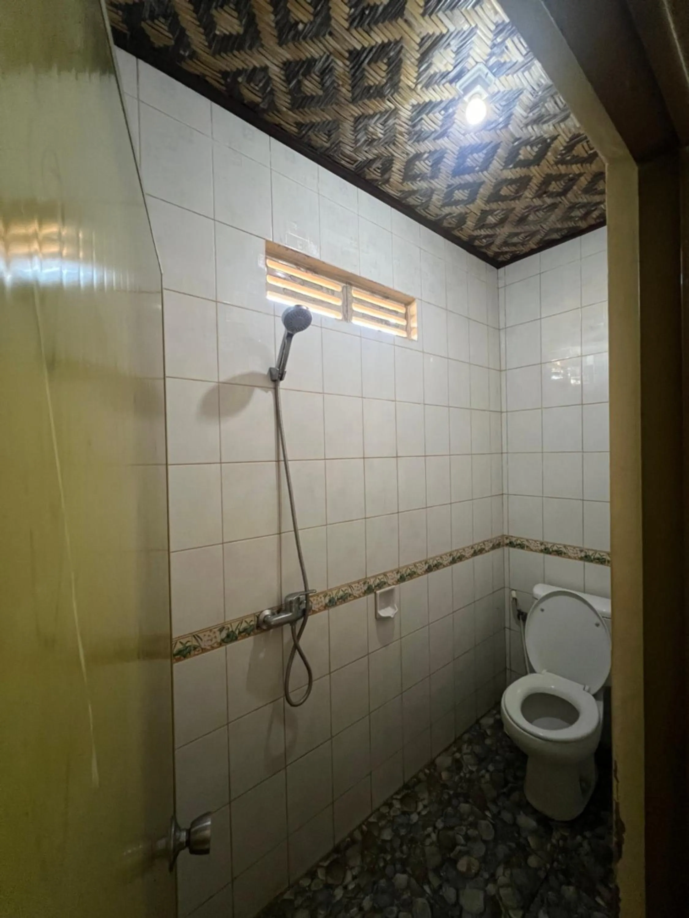 Shower in Banana Home Stay Ubud