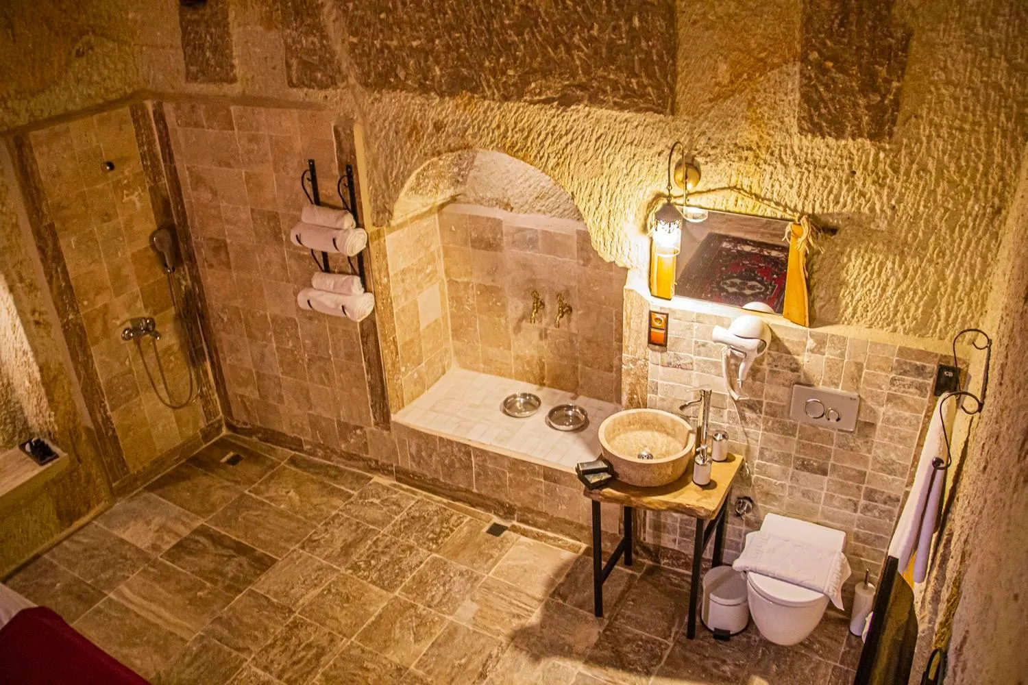 Shower in Junior Ottoman Cave