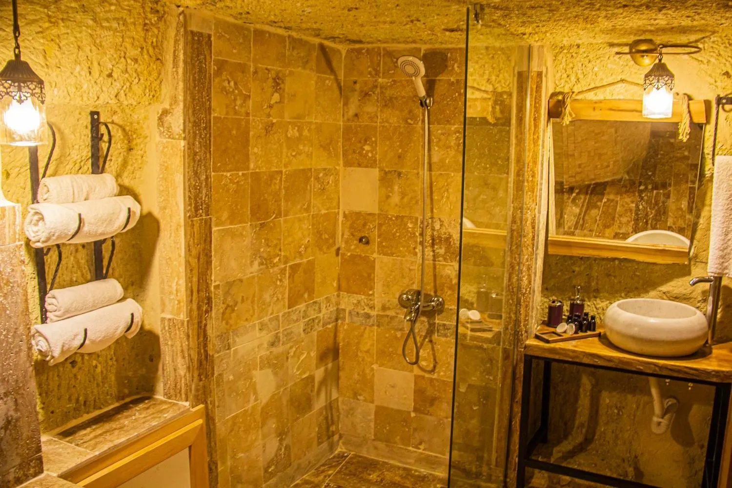 Shower in Junior Ottoman Cave