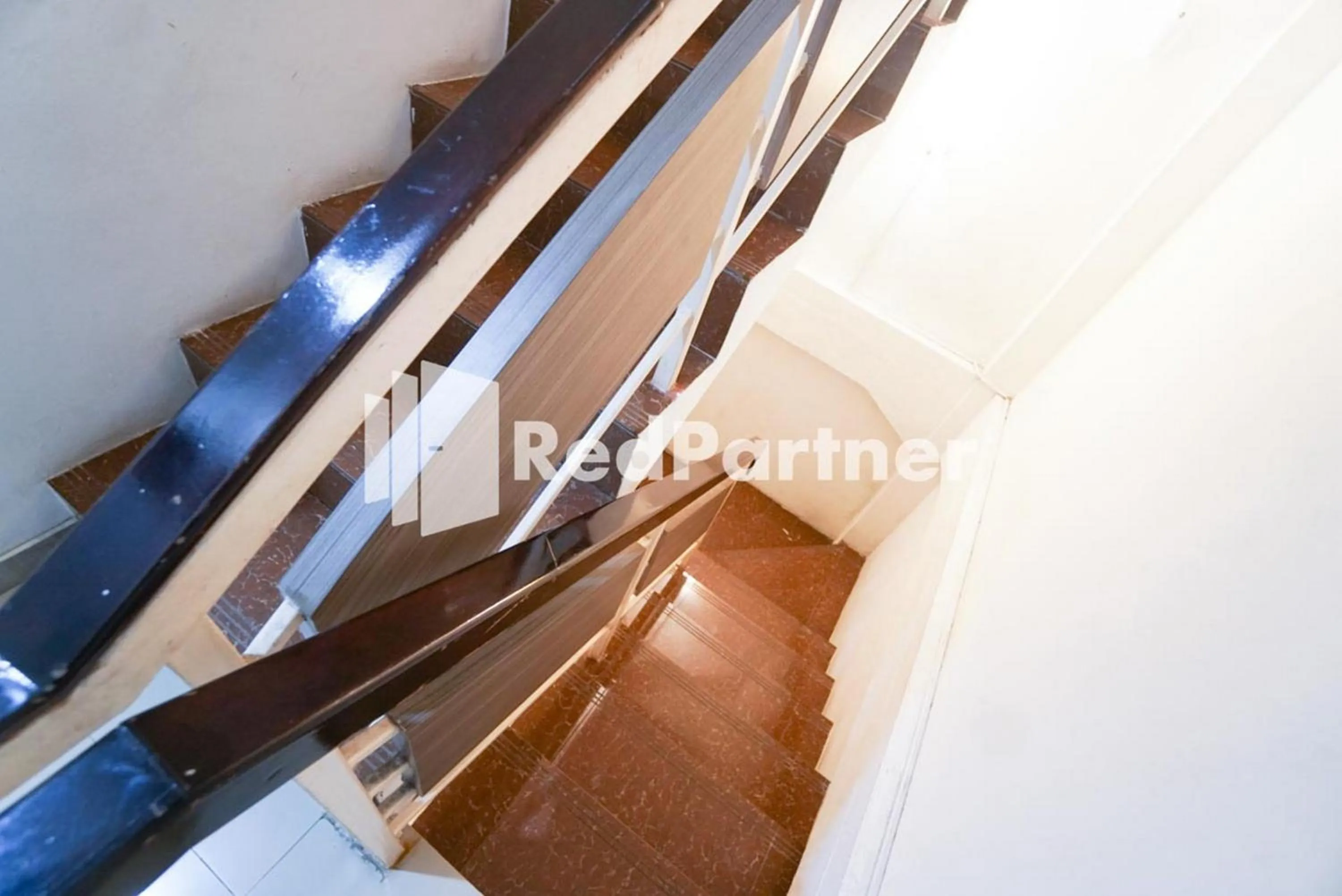 Floor plan in Eascot Hotel Mitra RedDoorz