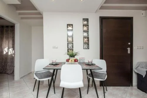The Ivory - Luxury & Spacious Apartment in Egaleo-Athens