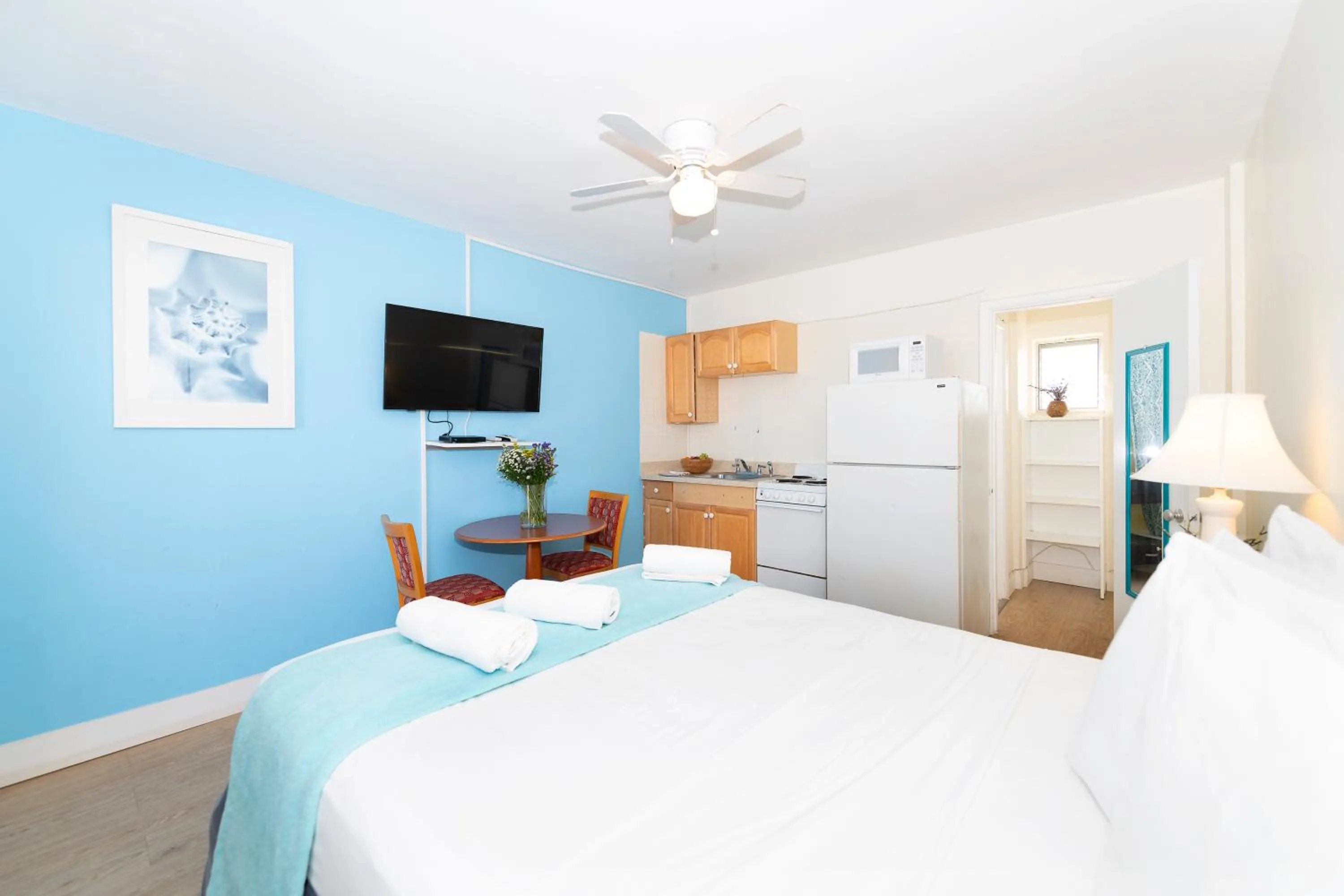 Bed in Tropic Isle Hotel & Apartment