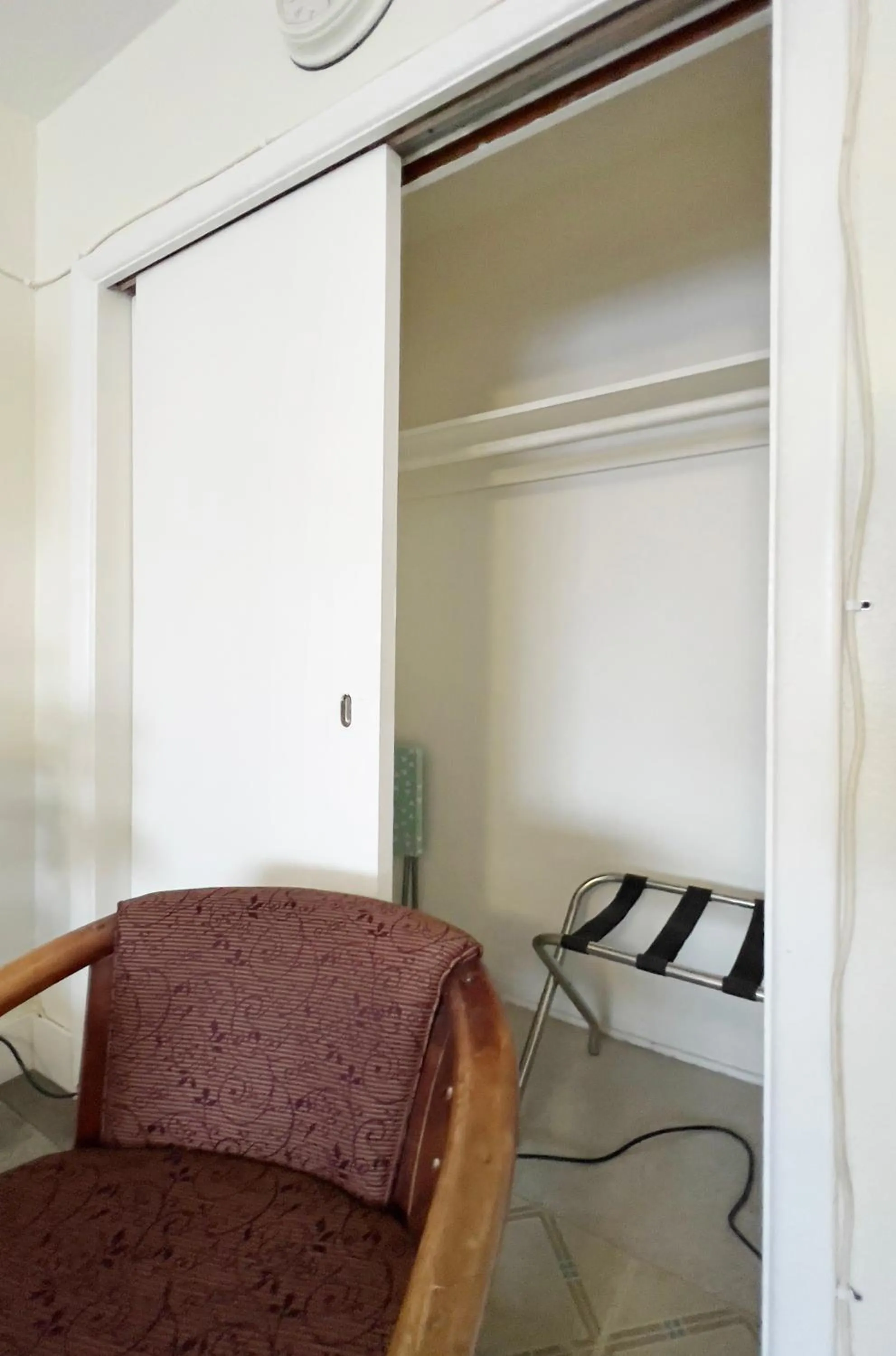 Tropic Isle Hotel & Apartment