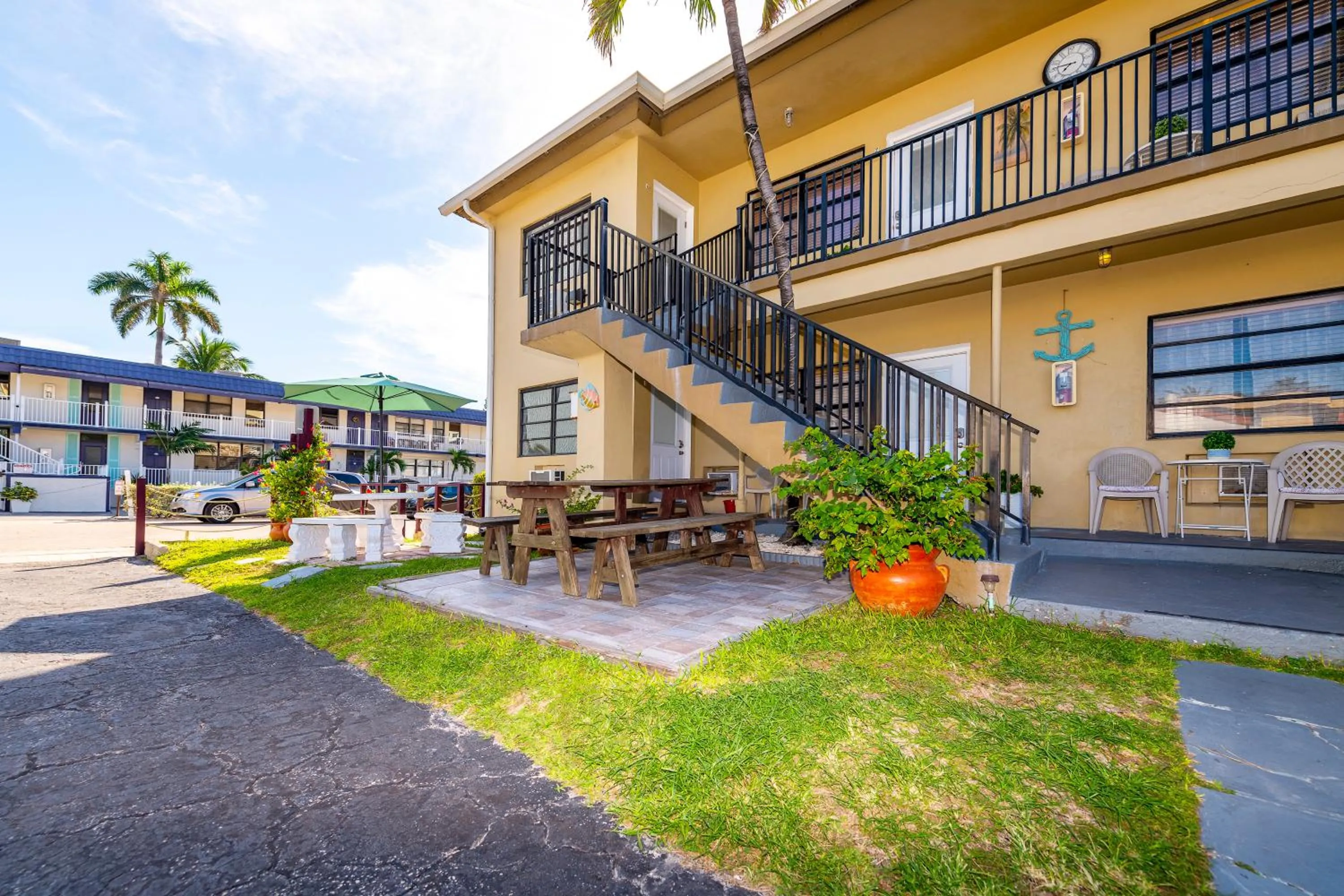 Property building in Tropic Isle Hotel & Apartment