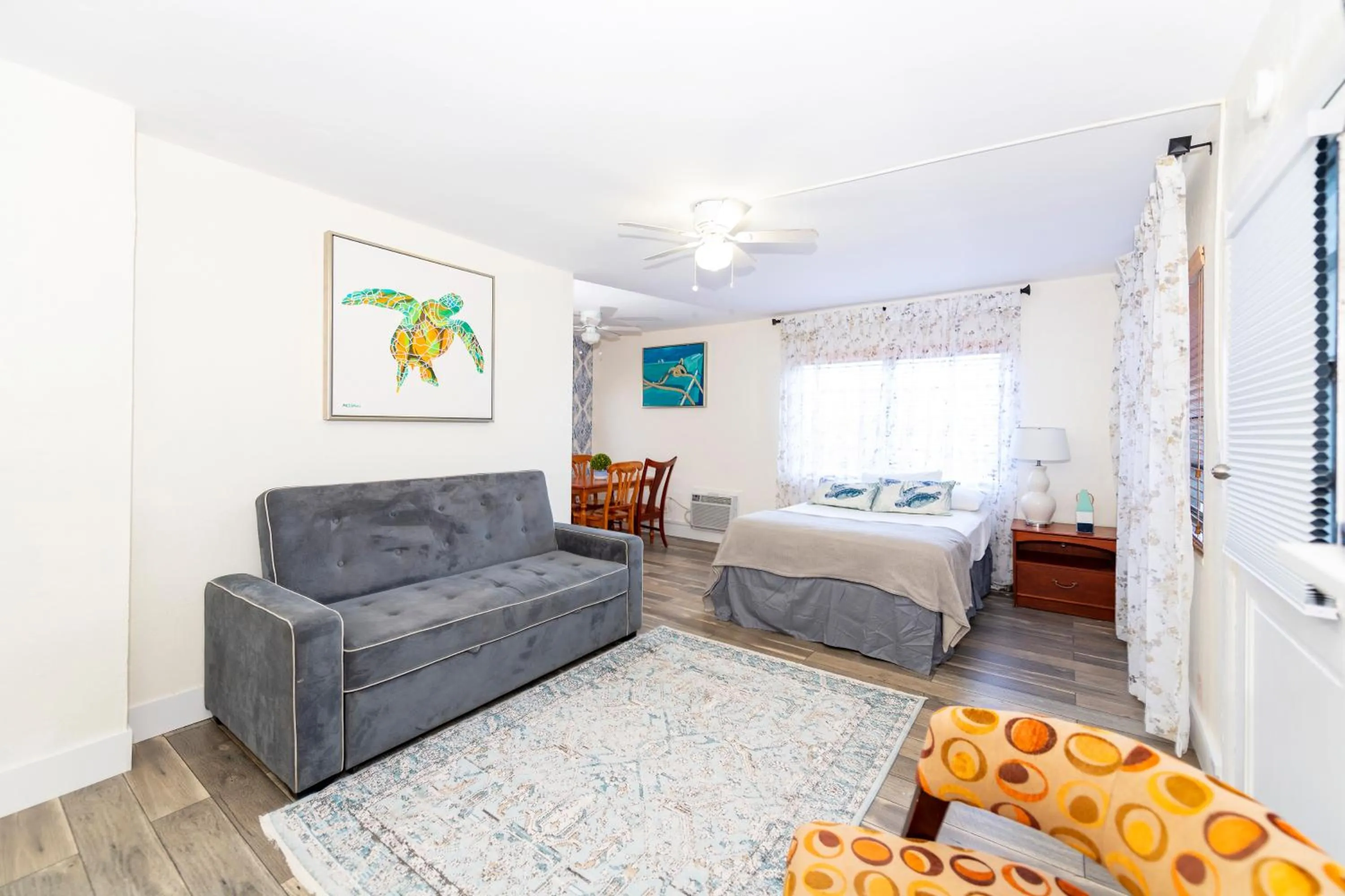 Bed in Tropic Isle Hotel & Apartment