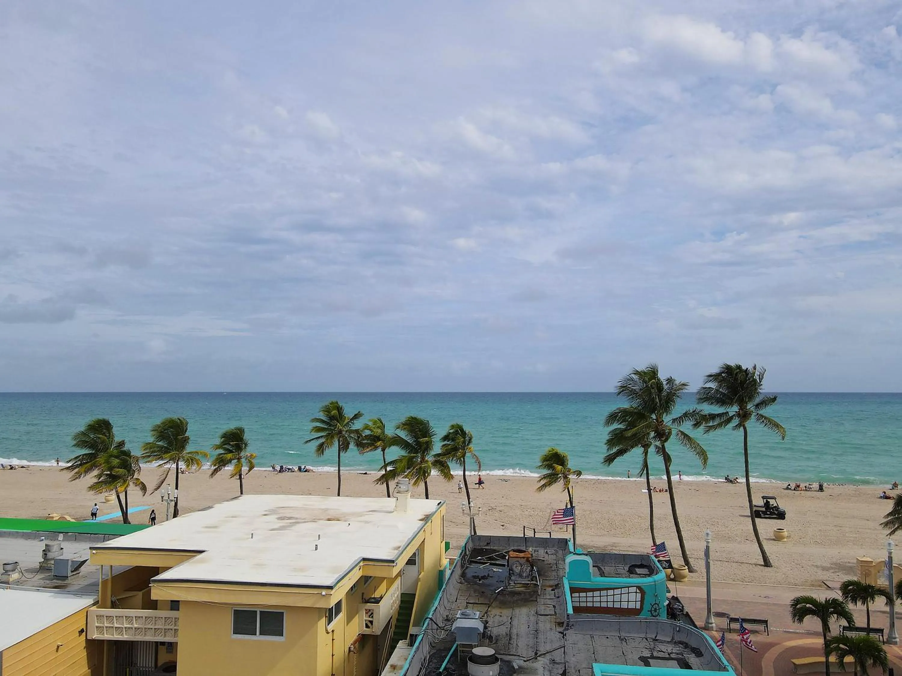 Sea view in Tropic Isle Hotel & Apartment