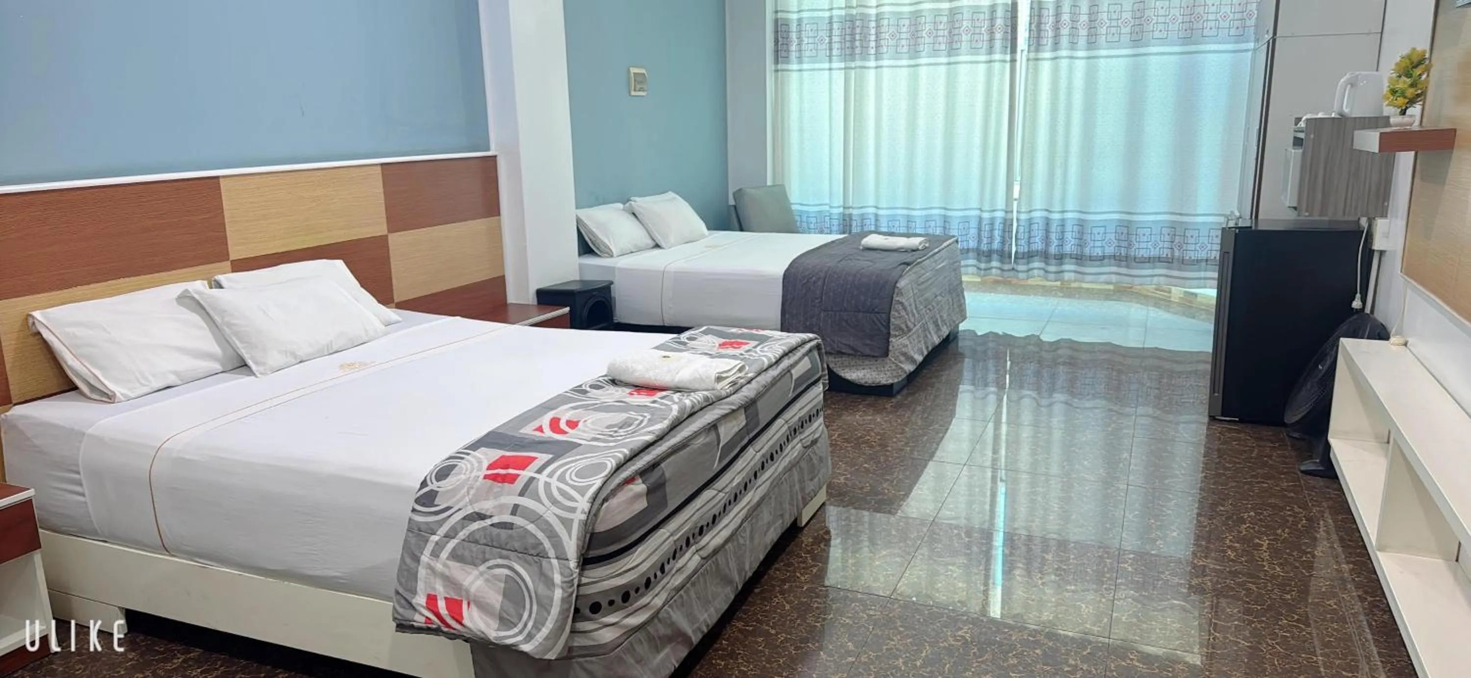 Photo of the whole room, Bed in San Isidro Grand Hotel