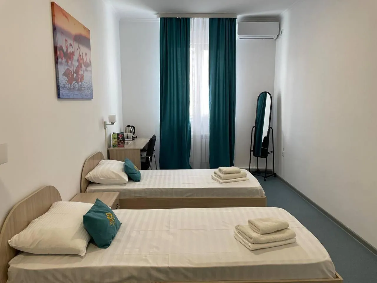 Apec Hotel