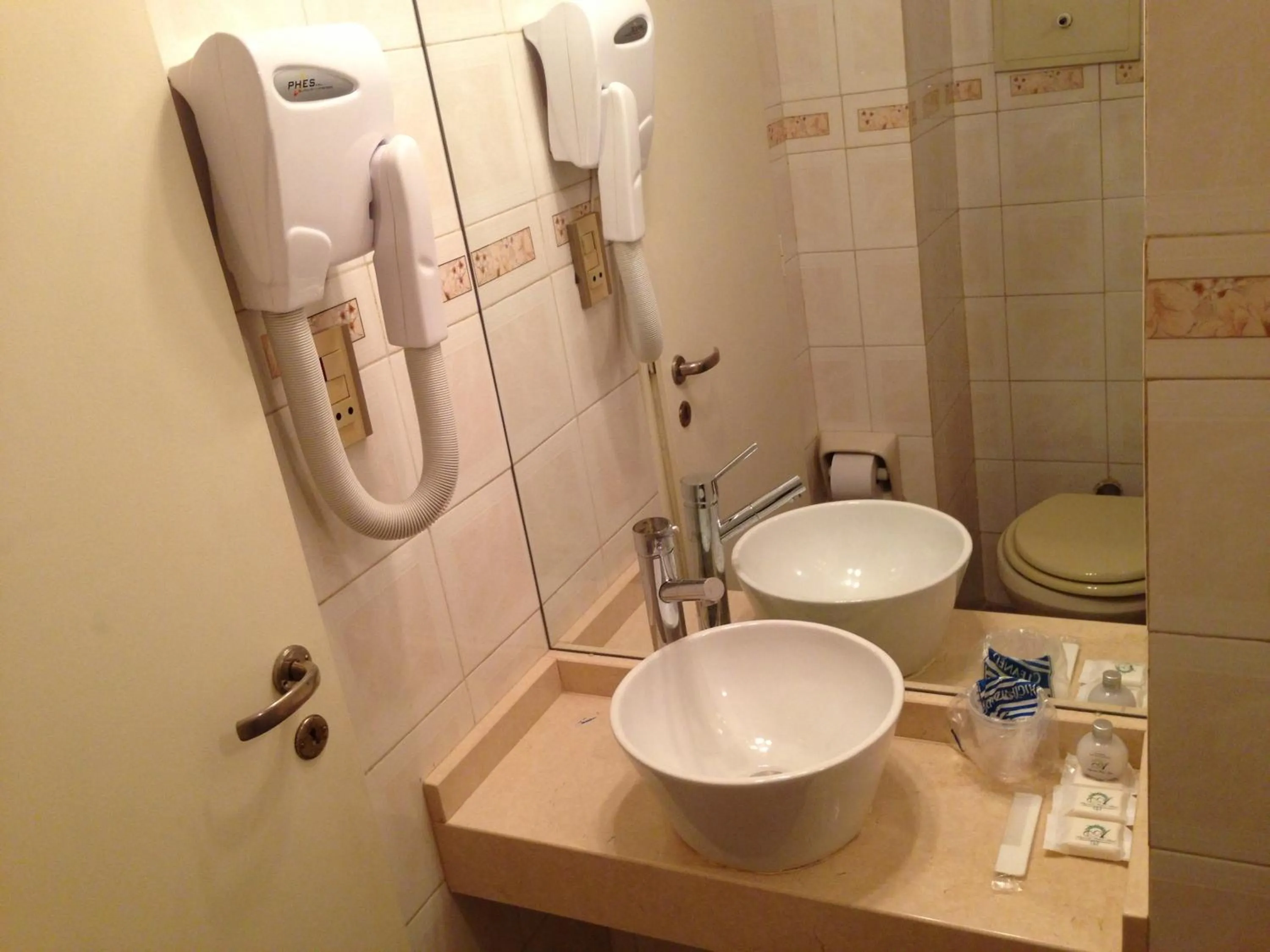 Bathroom in Ayacucho Palace Hotel