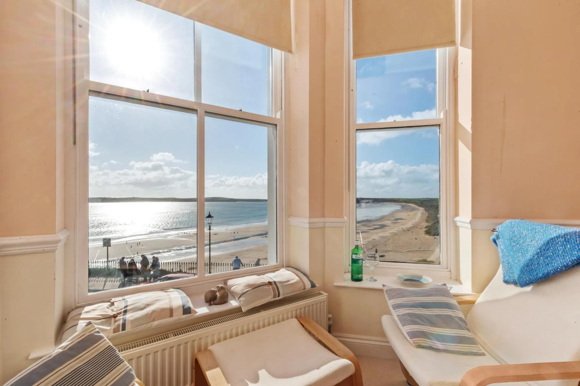 Other in 7 South Beach Court - Sea Front Apartment with Spectacular Sea Views