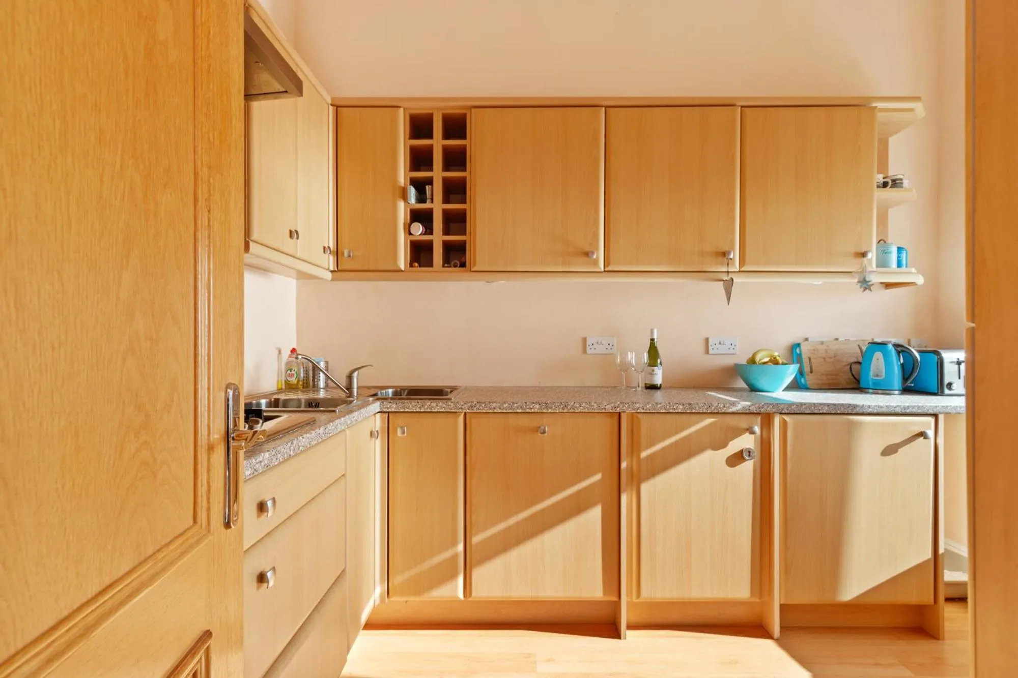 Other in 7 South Beach Court - Sea Front Apartment with Spectacular Sea Views