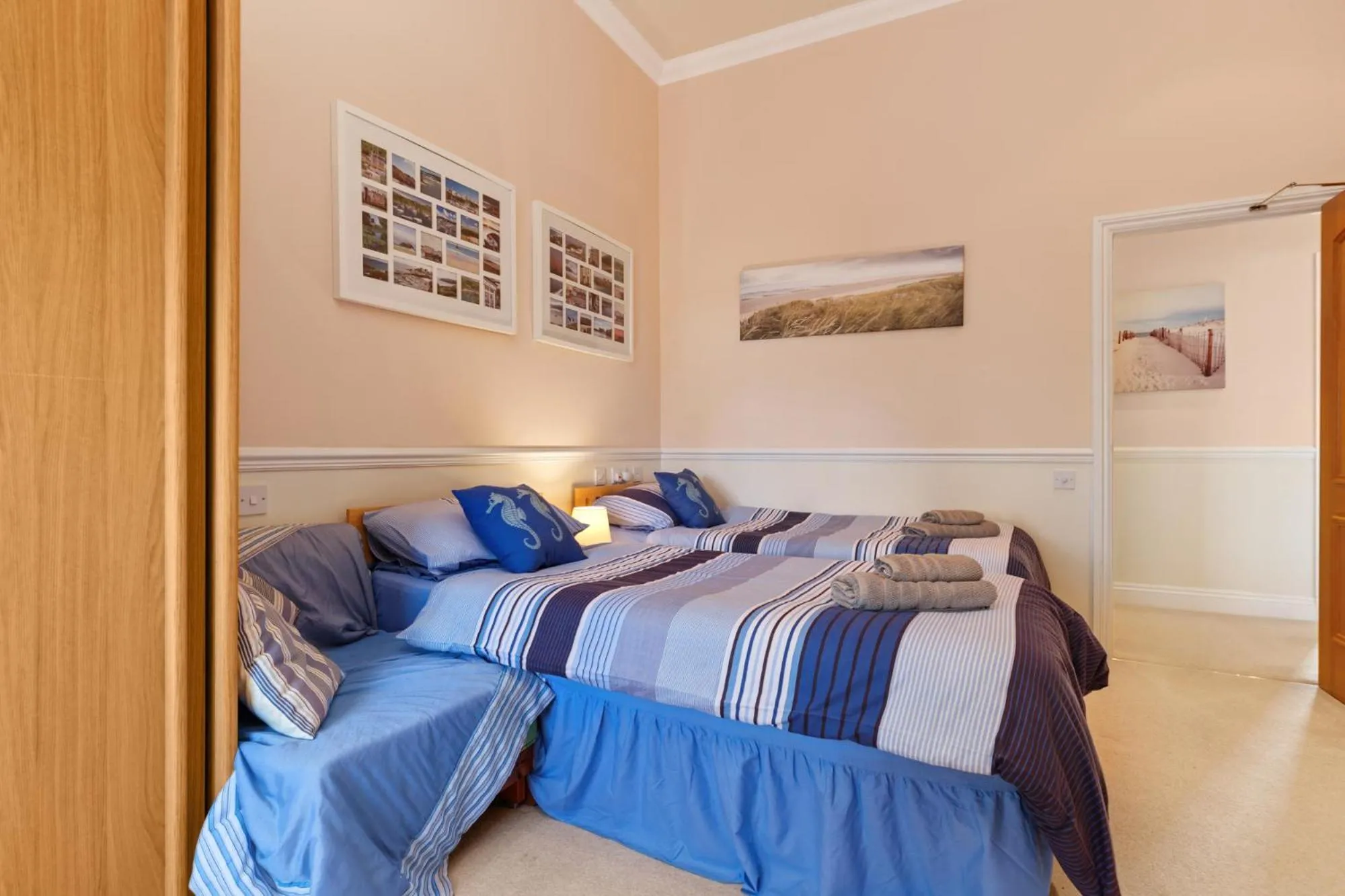 Other, Bed in 7 South Beach Court - Sea Front Apartment with Spectacular Sea Views