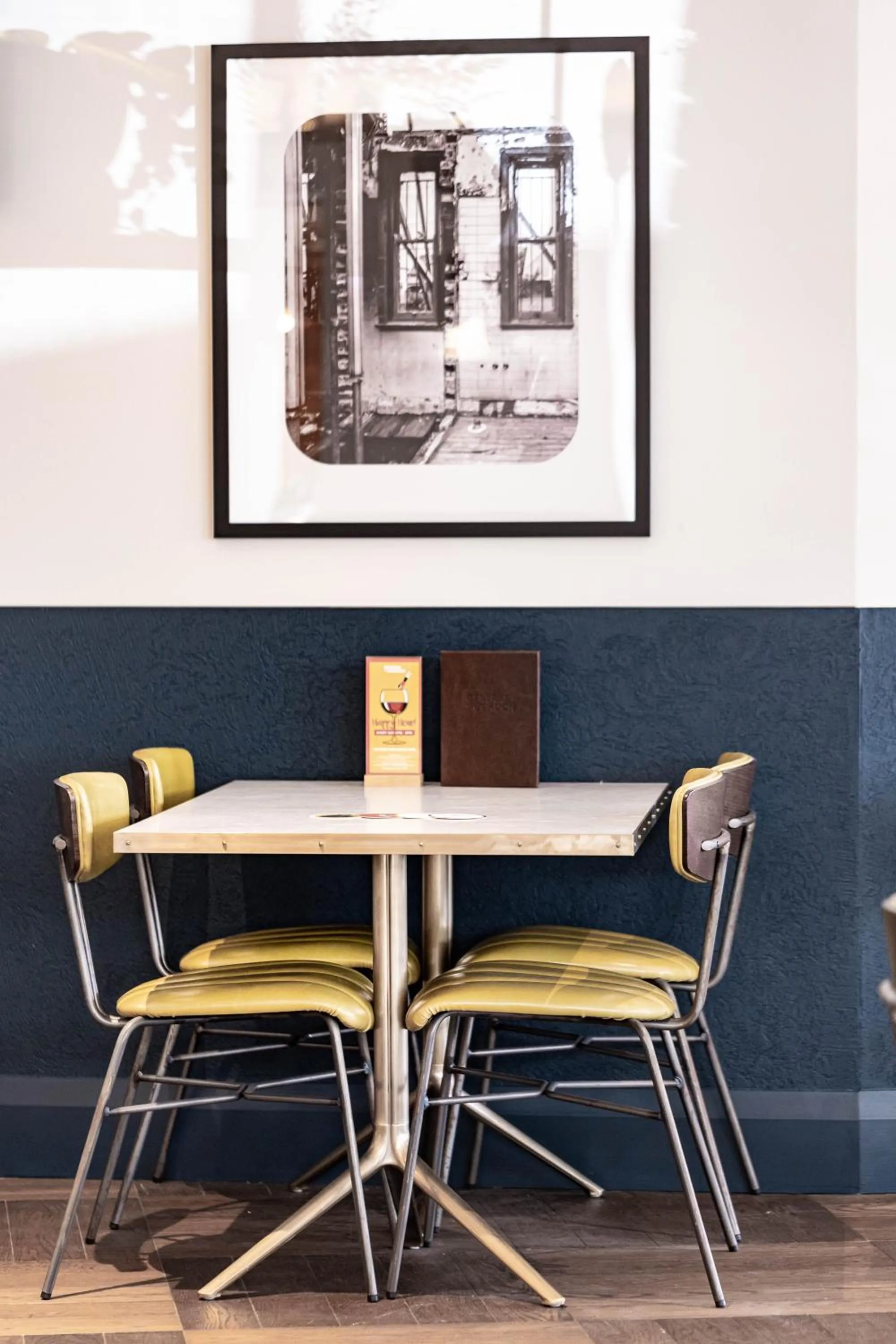 Dining area in The General Gordon
