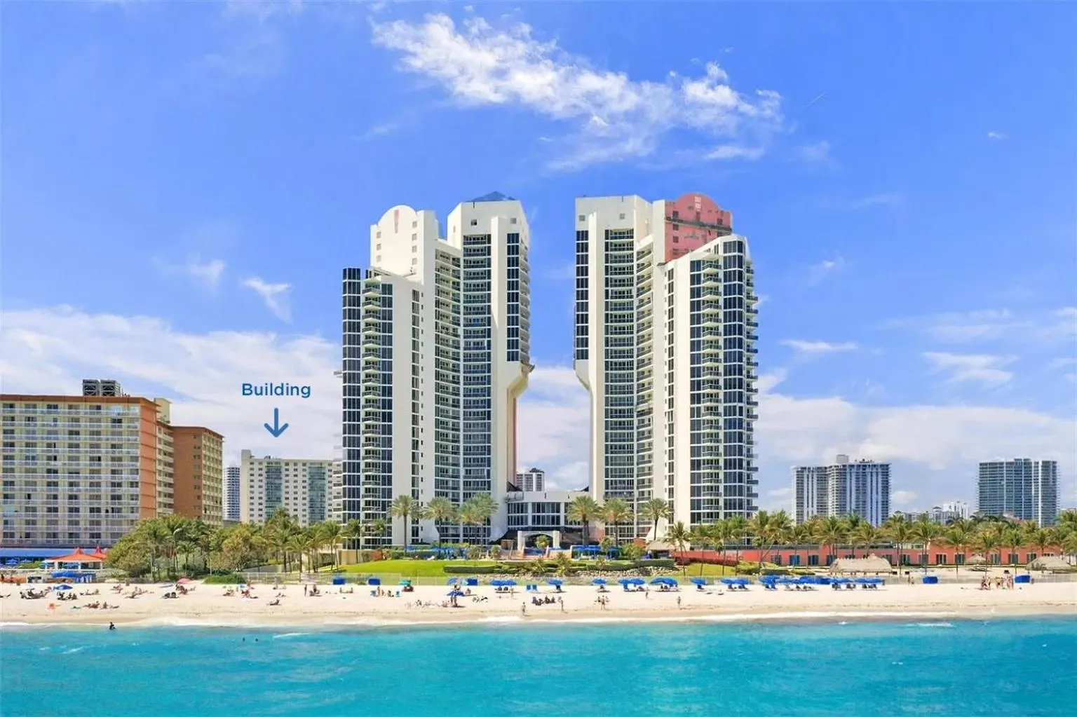 Property building in Beach Apartment at Condo-hotel