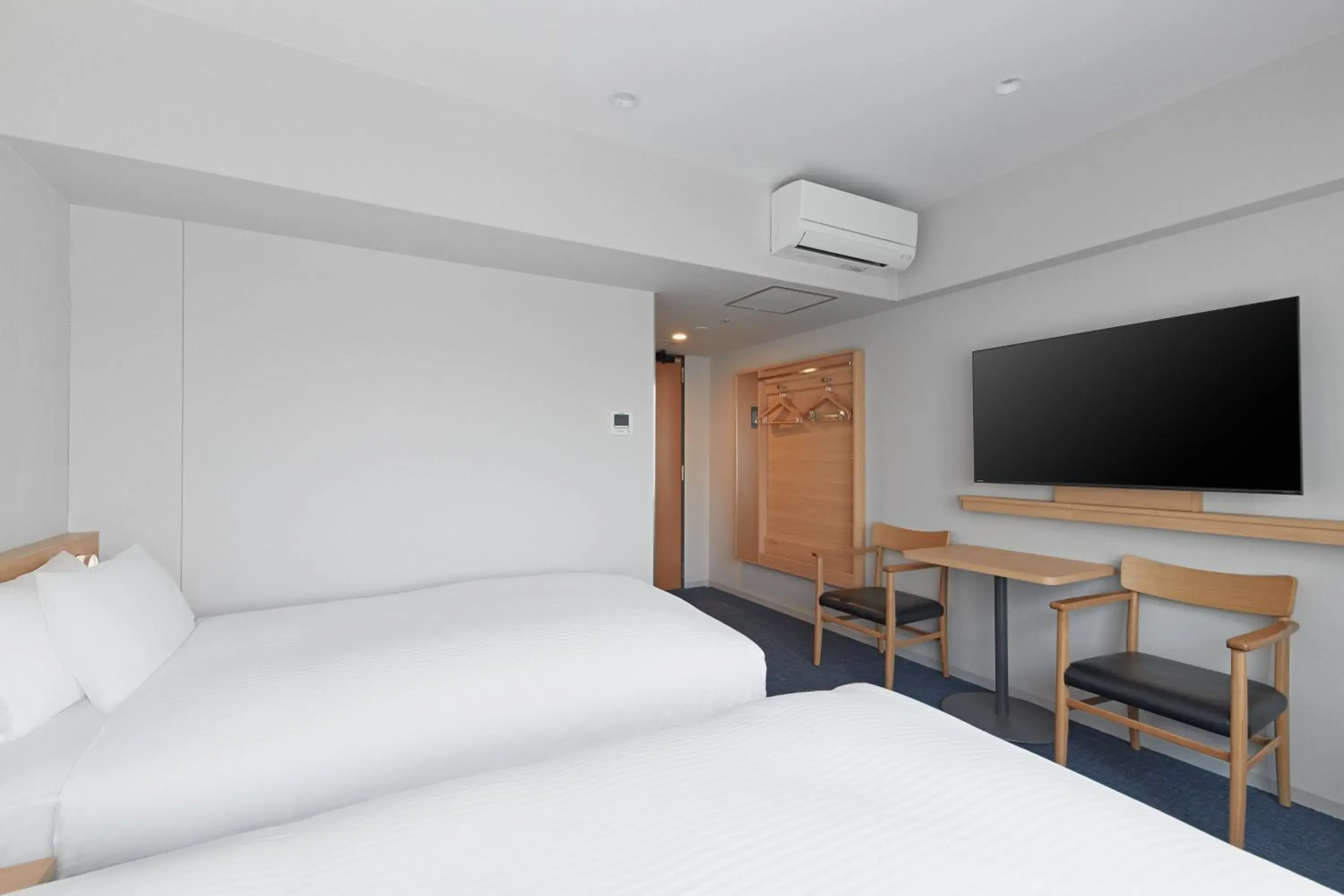 Comfort Twin Room - single occupancy - Non-Smoking in Sotetsu Fresa Inn Kyoto-Kiyomizu Gojo Comfort Twin Room - single occupancy - Non-Smoking in Sotetsu Fresa Inn Kyoto-Kiyomizu Gojo