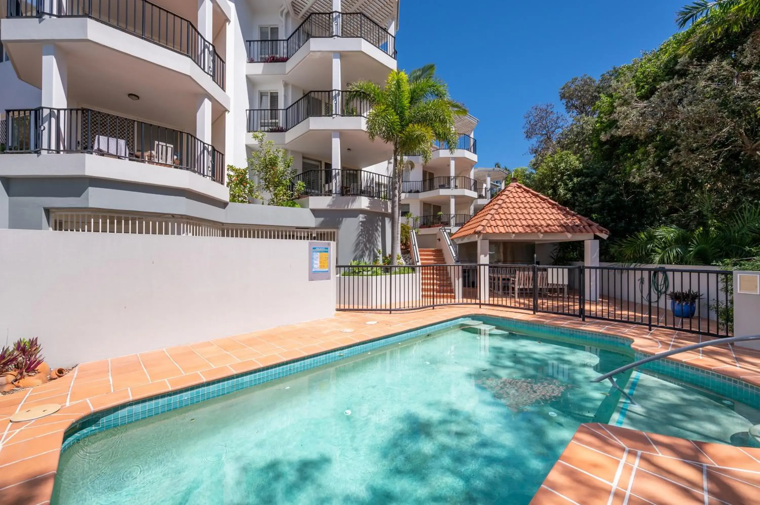 Cosy apartment with ocean views, Sunshine Beach Cosy apartment with ocean views, Sunshine Beach