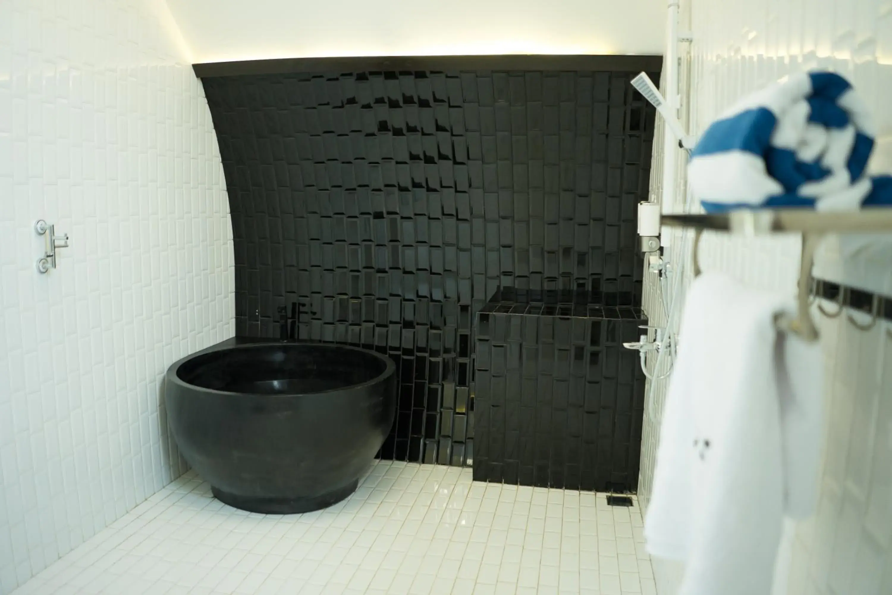 Bathroom in Lucca Resort & Residence Bathroom in Lucca Resort & Residence