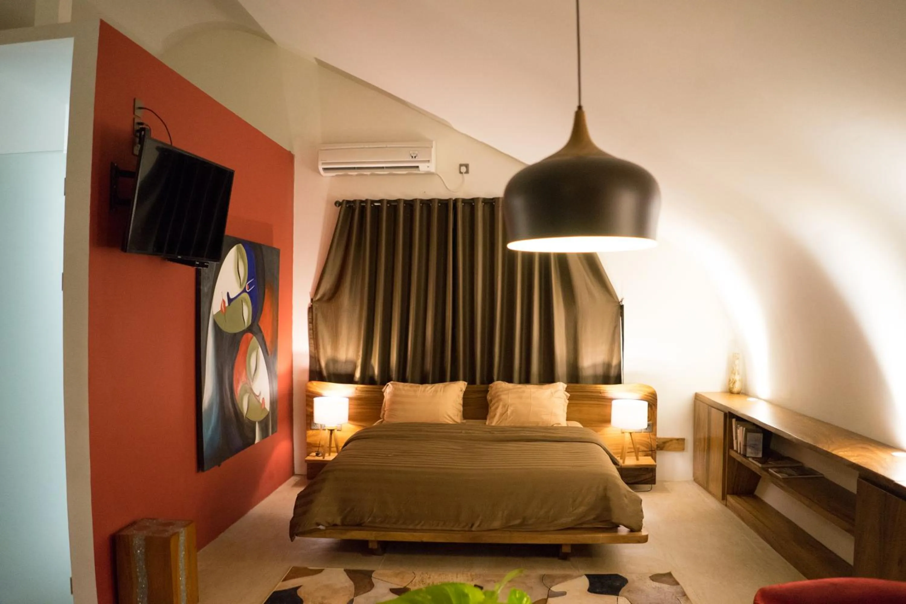Bed in Lucca Resort & Residence