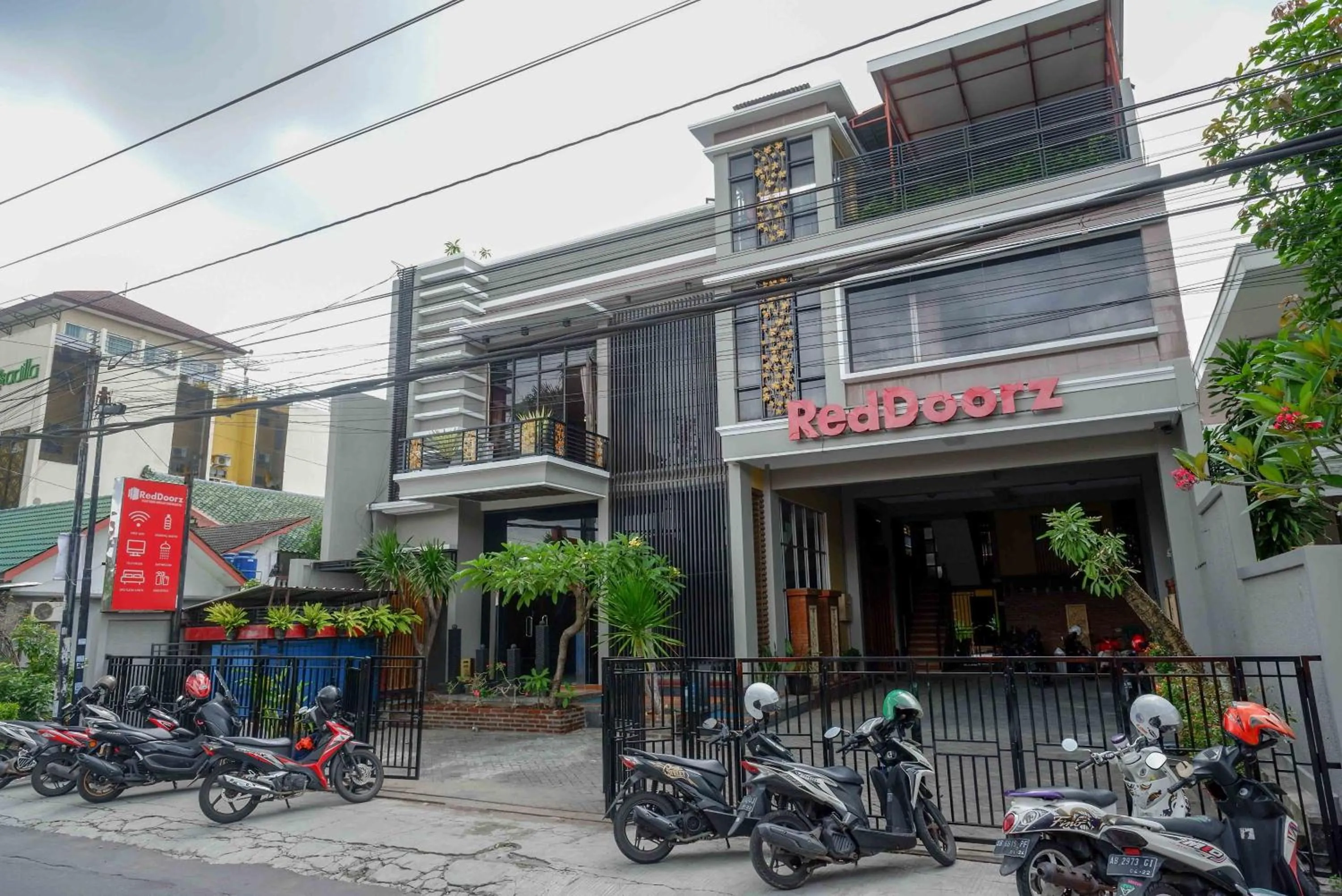 Facade/entrance in RedDoorz Plus near Amplaz Yogyakarta