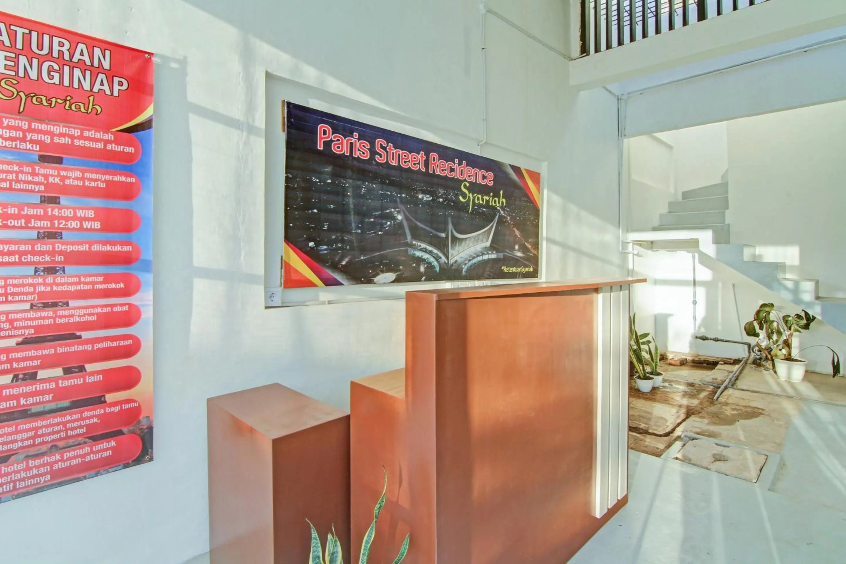 Lobby or reception in Hotel O Paris Street Residence Syariah