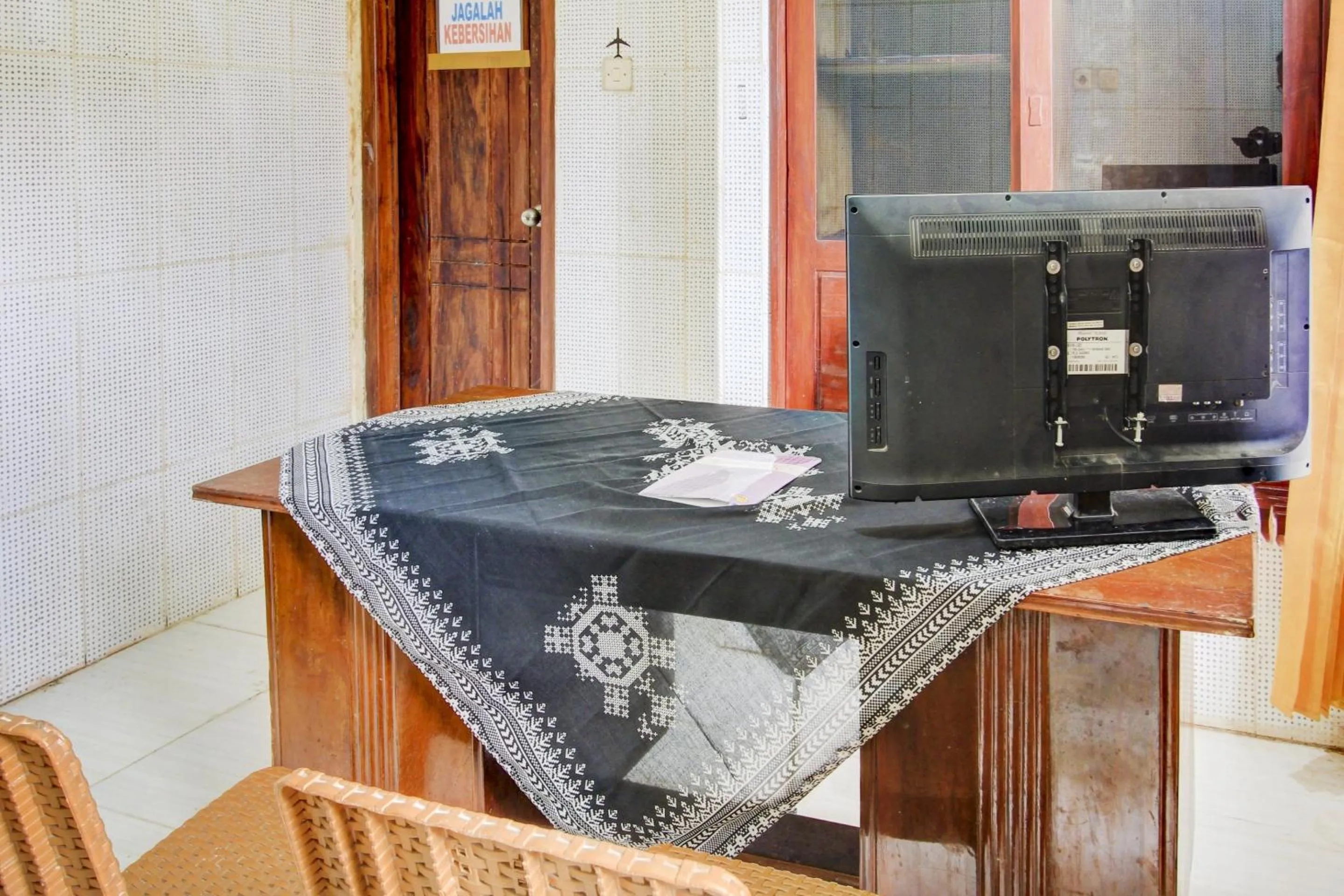 Lobby or reception in Hotel O Zeevanna Guest House Syariah