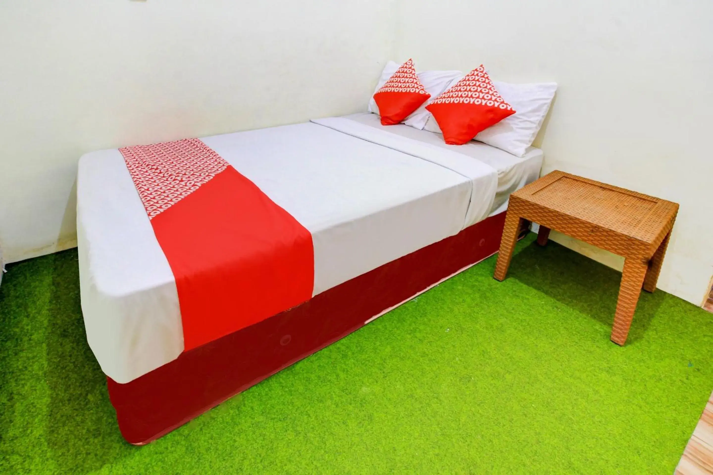 Deluxe Double Room in Hotel O Zeevanna Guest House Syariah Deluxe Double Room in Hotel O Zeevanna Guest House Syariah