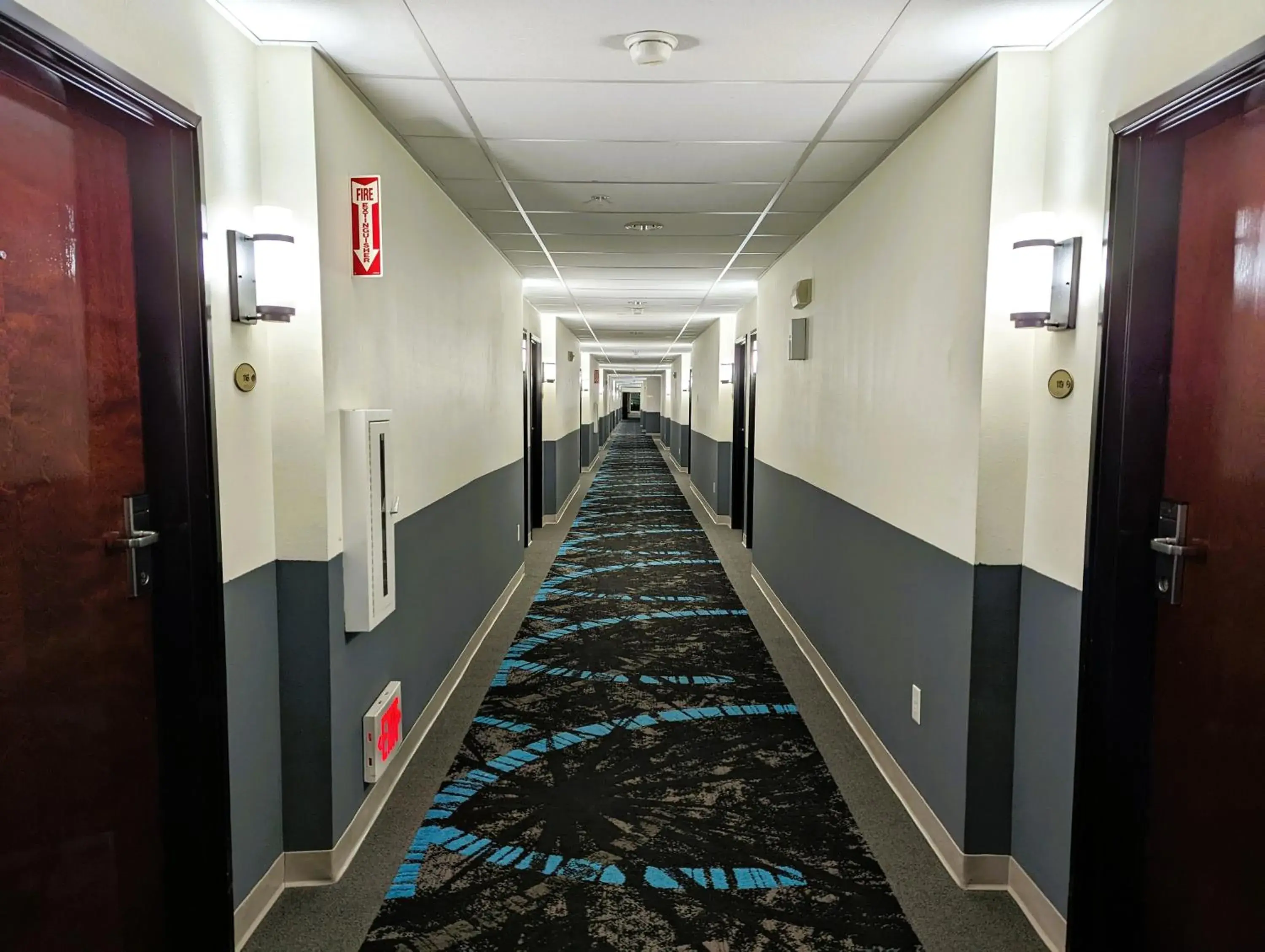 Property building in FairBridge Inn & Suites Canadian Property building in FairBridge Inn & Suites Canadian