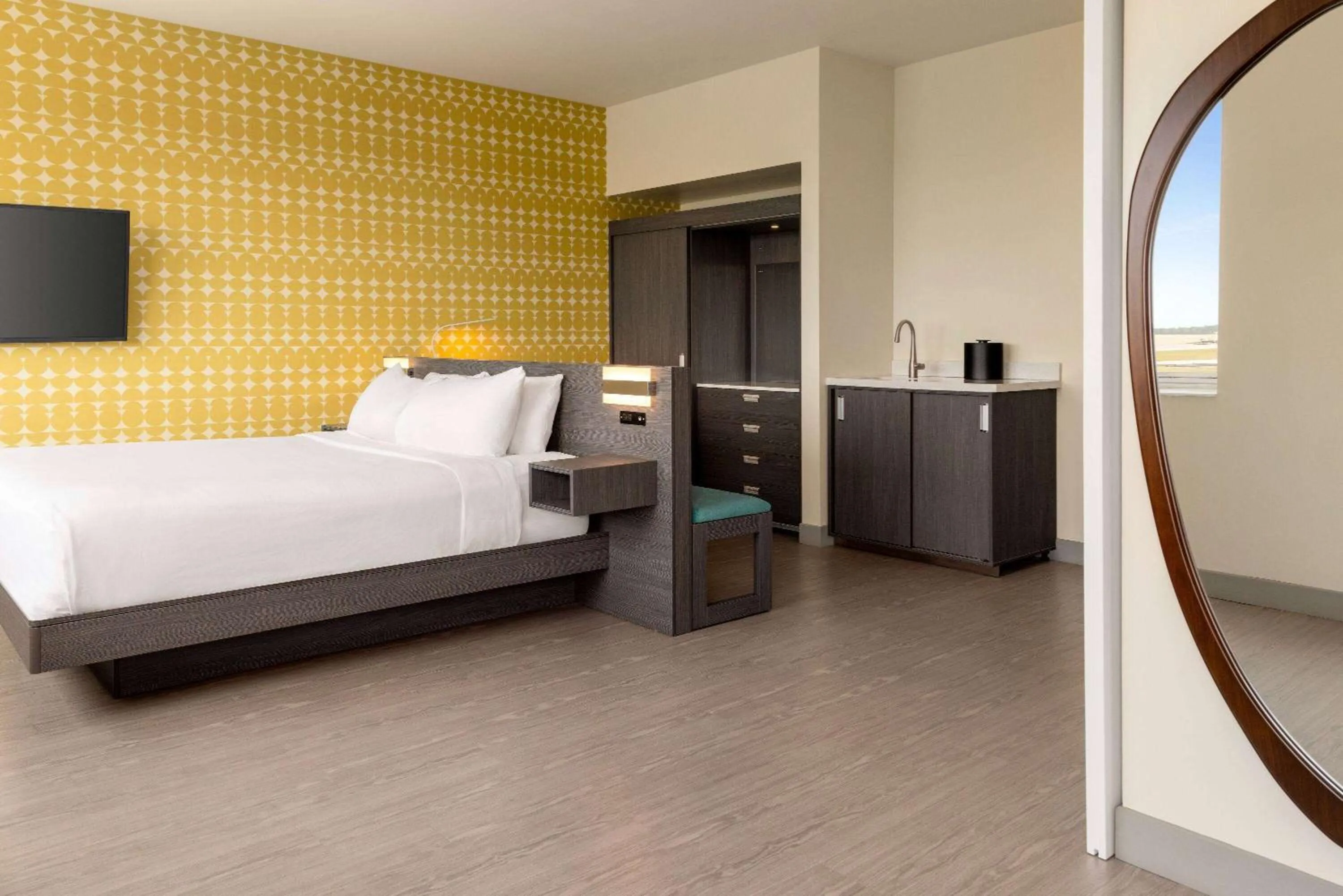 Photo of the whole room, Bed in The Orbit Hotel, Trademark Collection by Wyndham